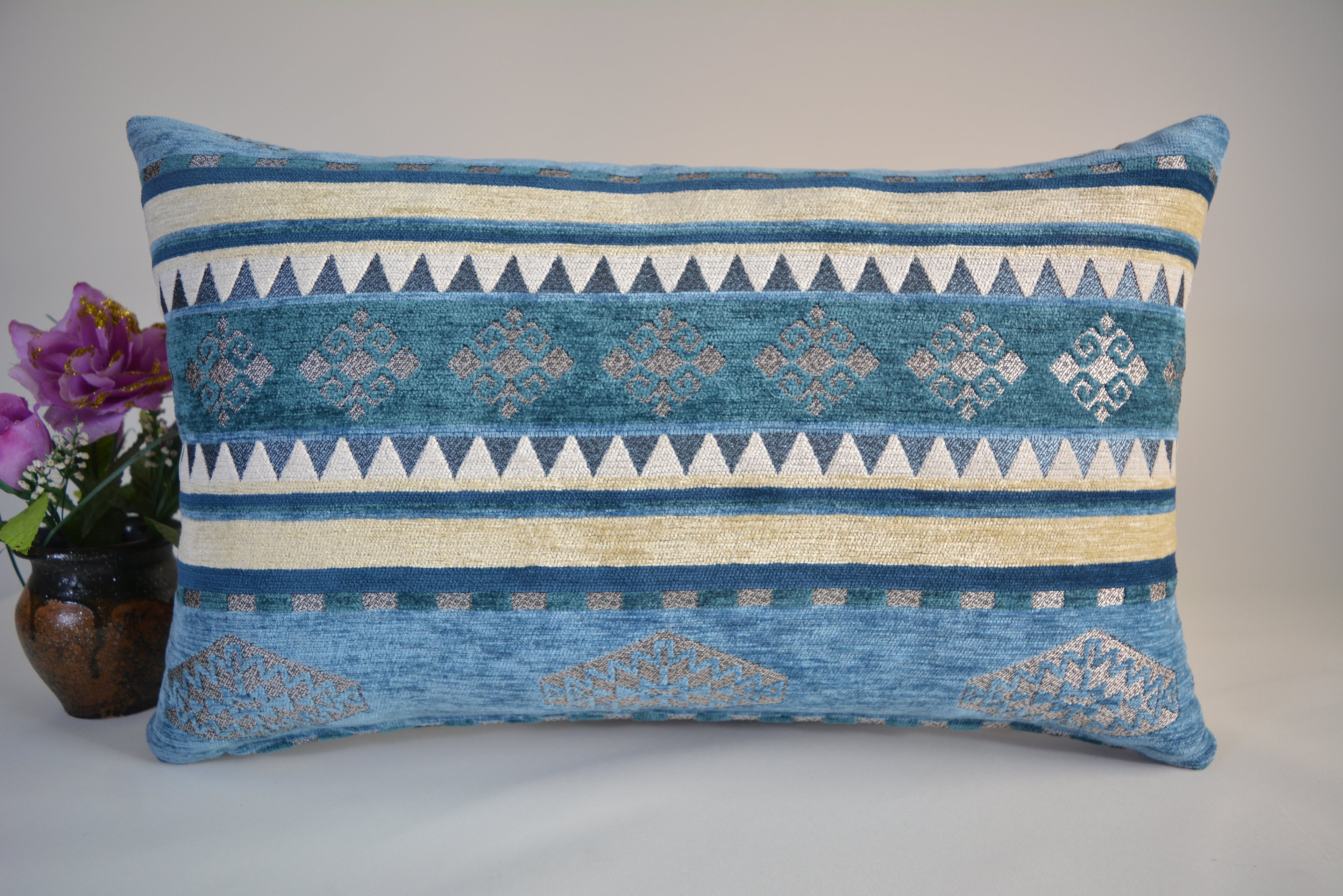 Unique Design, Premium quality machine woven fabric, 12x20inc. // 30x50cm., Unique, Stylish & Elegant Home Decor, Authentic Pillow Cover, Luxury Cushion Cover โ Unique Pattern,