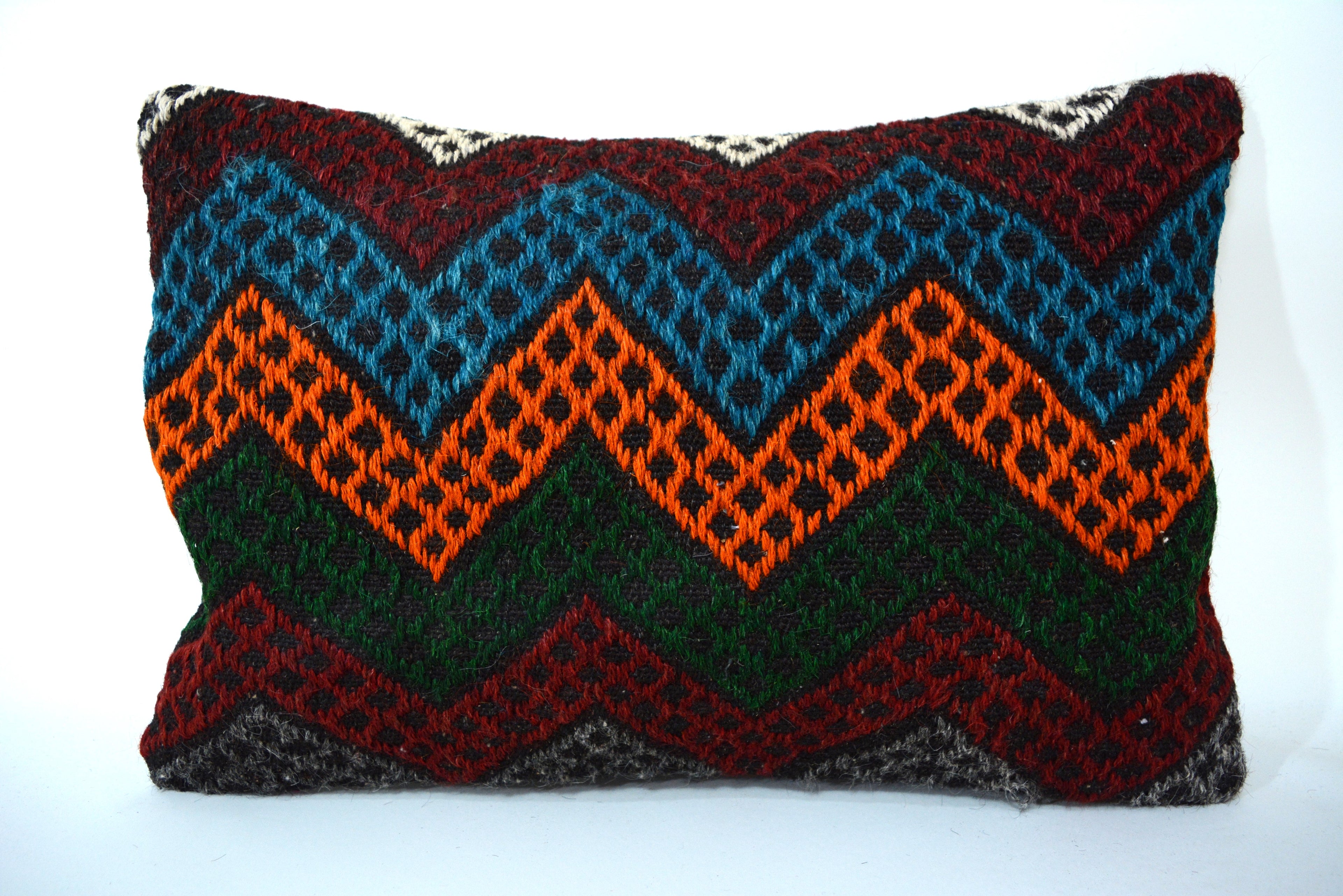 Traditioneel Vakmanschap en Tijdloze Elegantie 40x60cm // 16x24in.