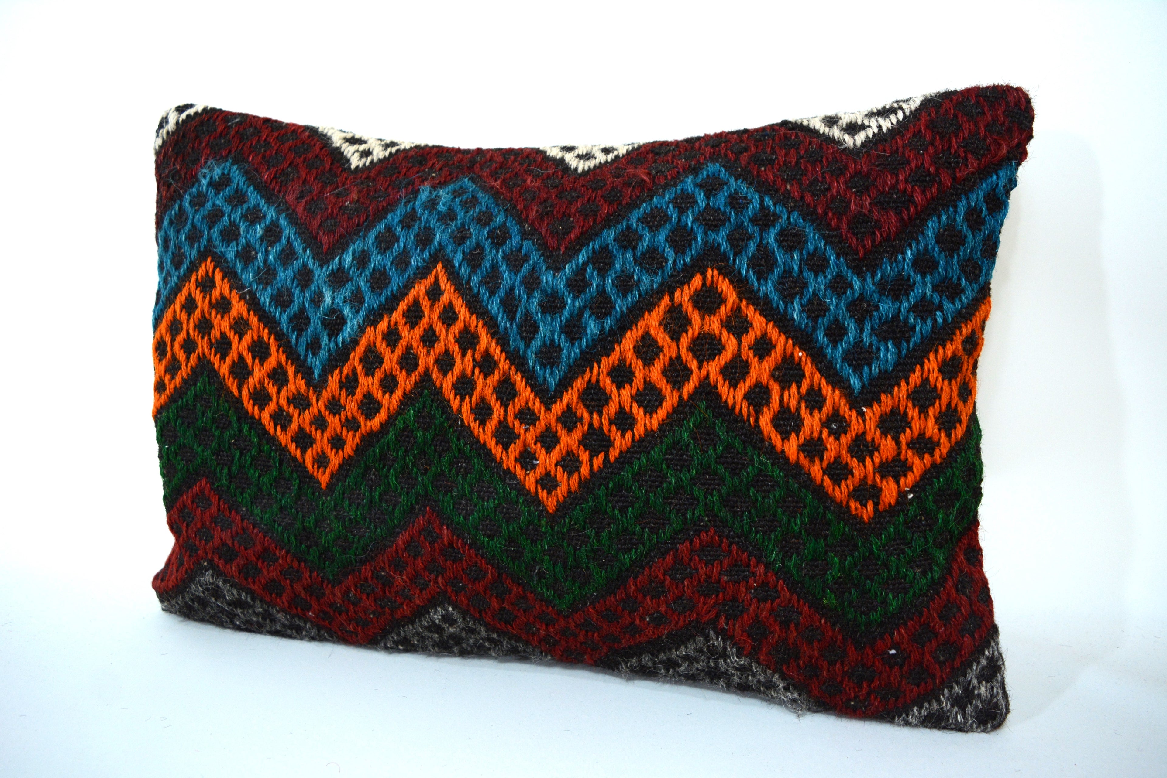 Traditioneel Vakmanschap en Tijdloze Elegantie 40x60cm // 16x24in.