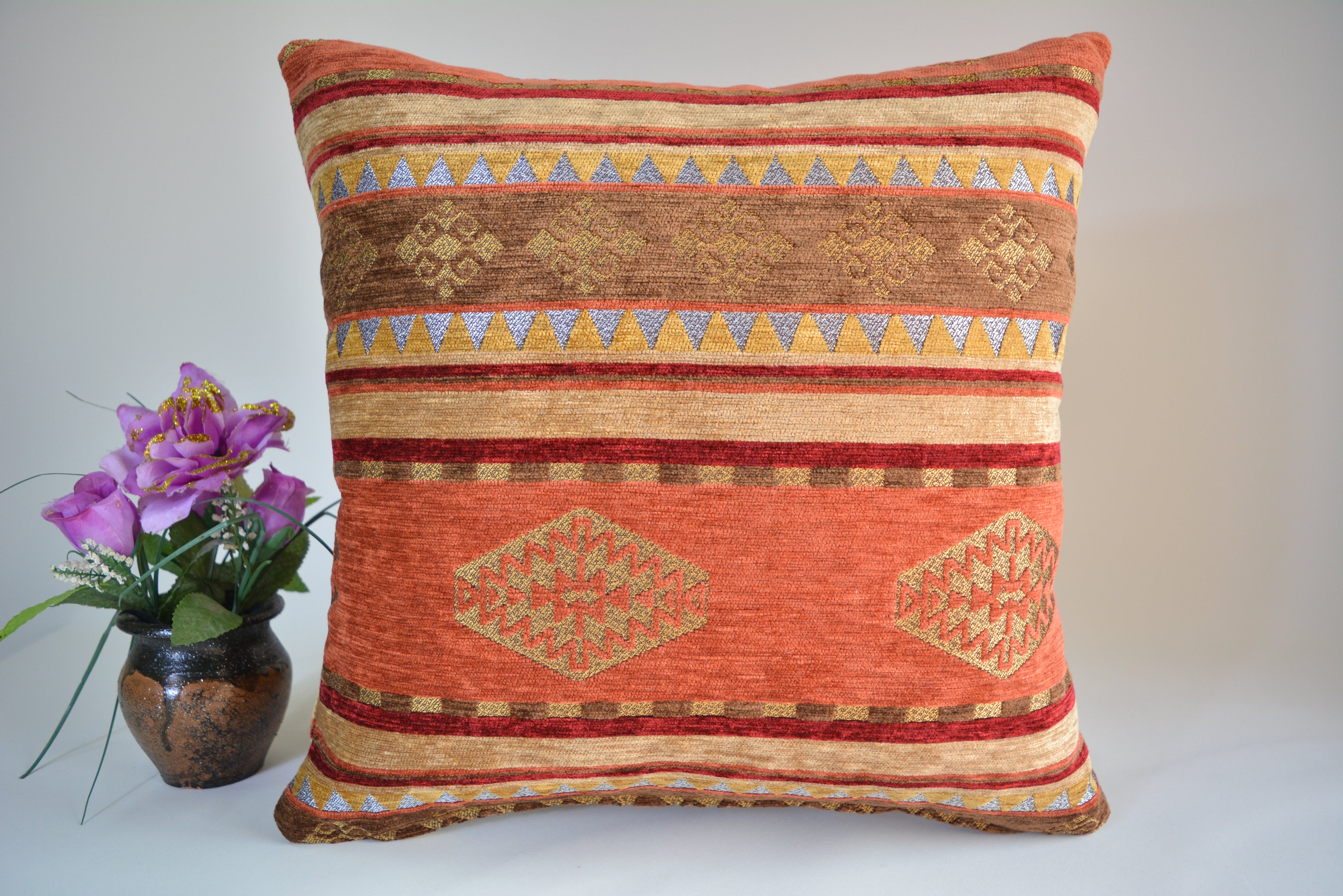 Unique Design, Premium quality machine woven fabric, 16x16inc. // 40x40cm., Unique, Stylish & Elegant Home Decor, Authentic Pillow Cover, Luxury Cushion Cover – Unique Pattern,