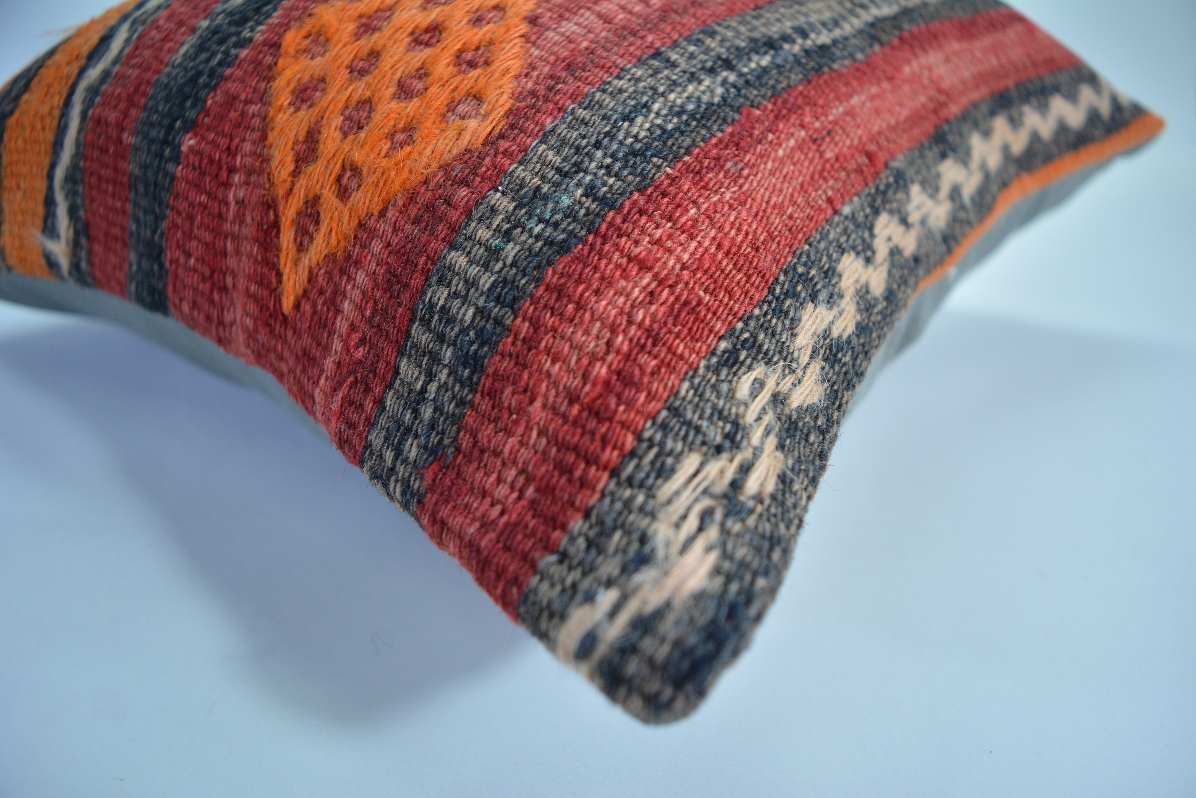 Authentiek, Ecologisch en Handgeweven 40x40cm. // 16x16in.