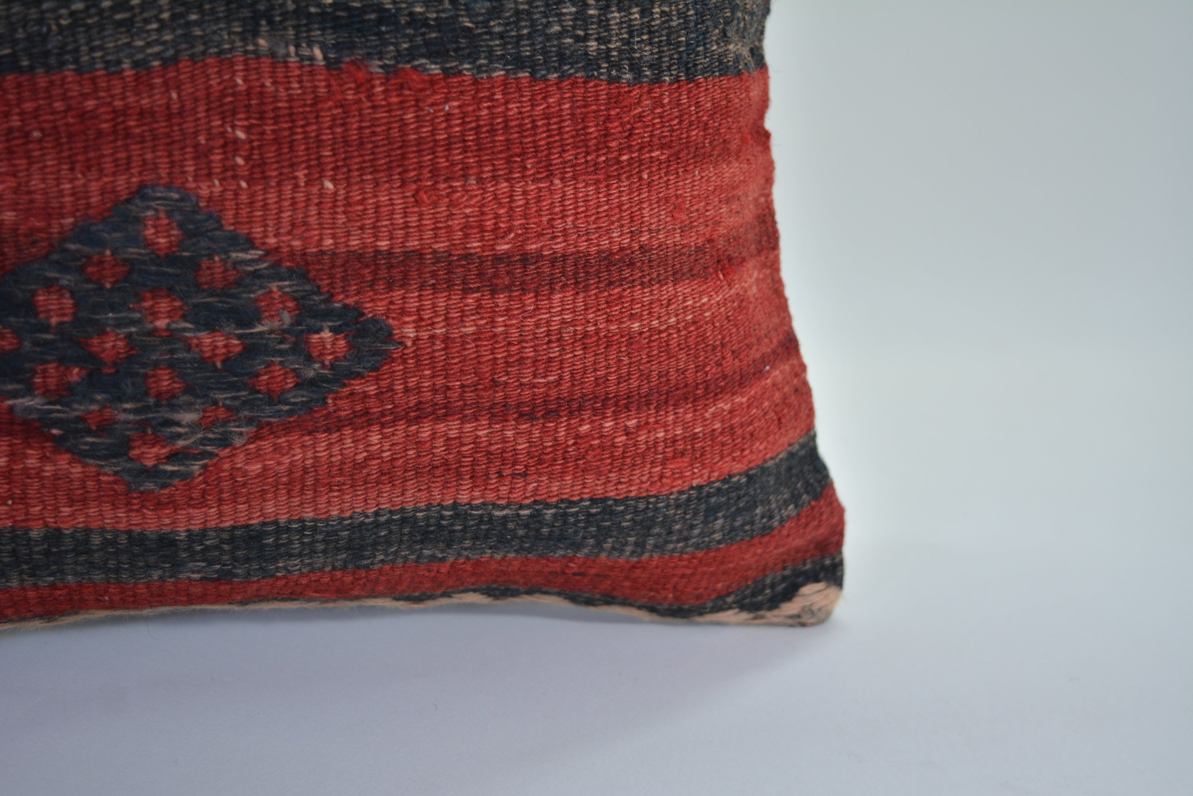 Authentiek, Ecologisch en Handgeweven 40x40cm. // 16x16in.