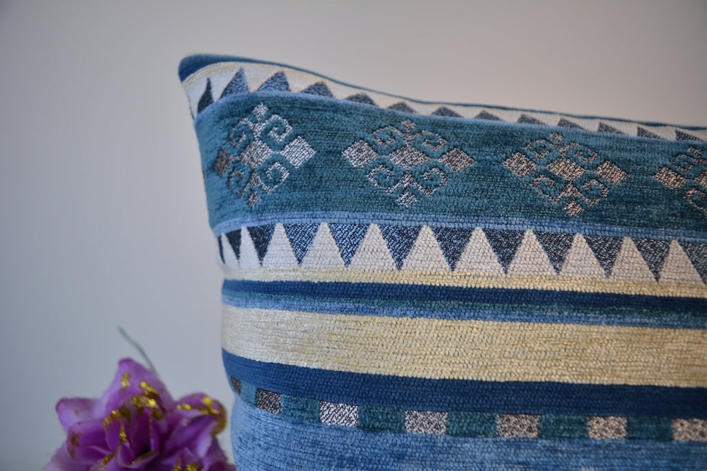 Unique Design, Premium quality machine woven fabric, 16x16inc. // 40x40cm., Unique, Stylish & Elegant Home Decor, Authentic Pillow Cover, Luxury Cushion Cover – Unique Pattern,