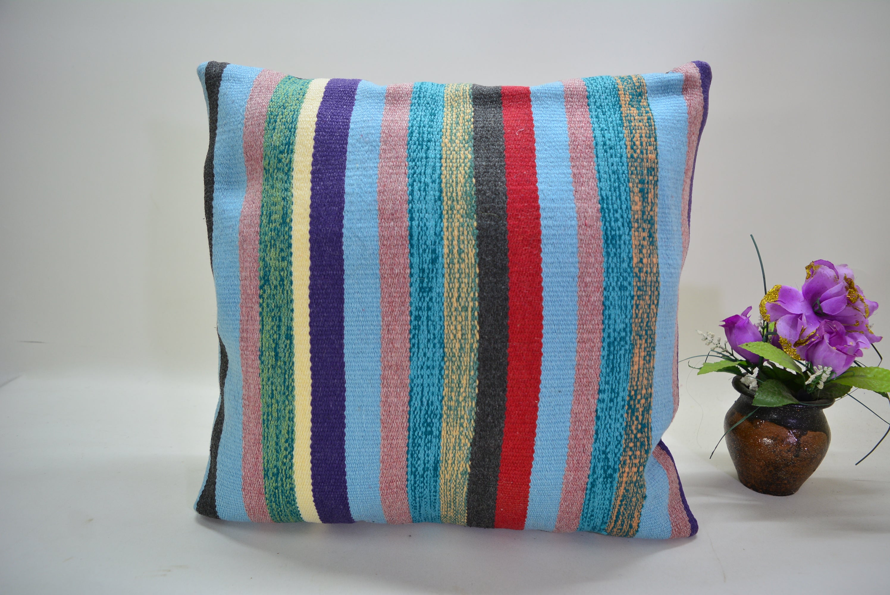 Een Tijdloos en Duurzaam Interieuraccessoire 40x40cm. // 16x16in.
