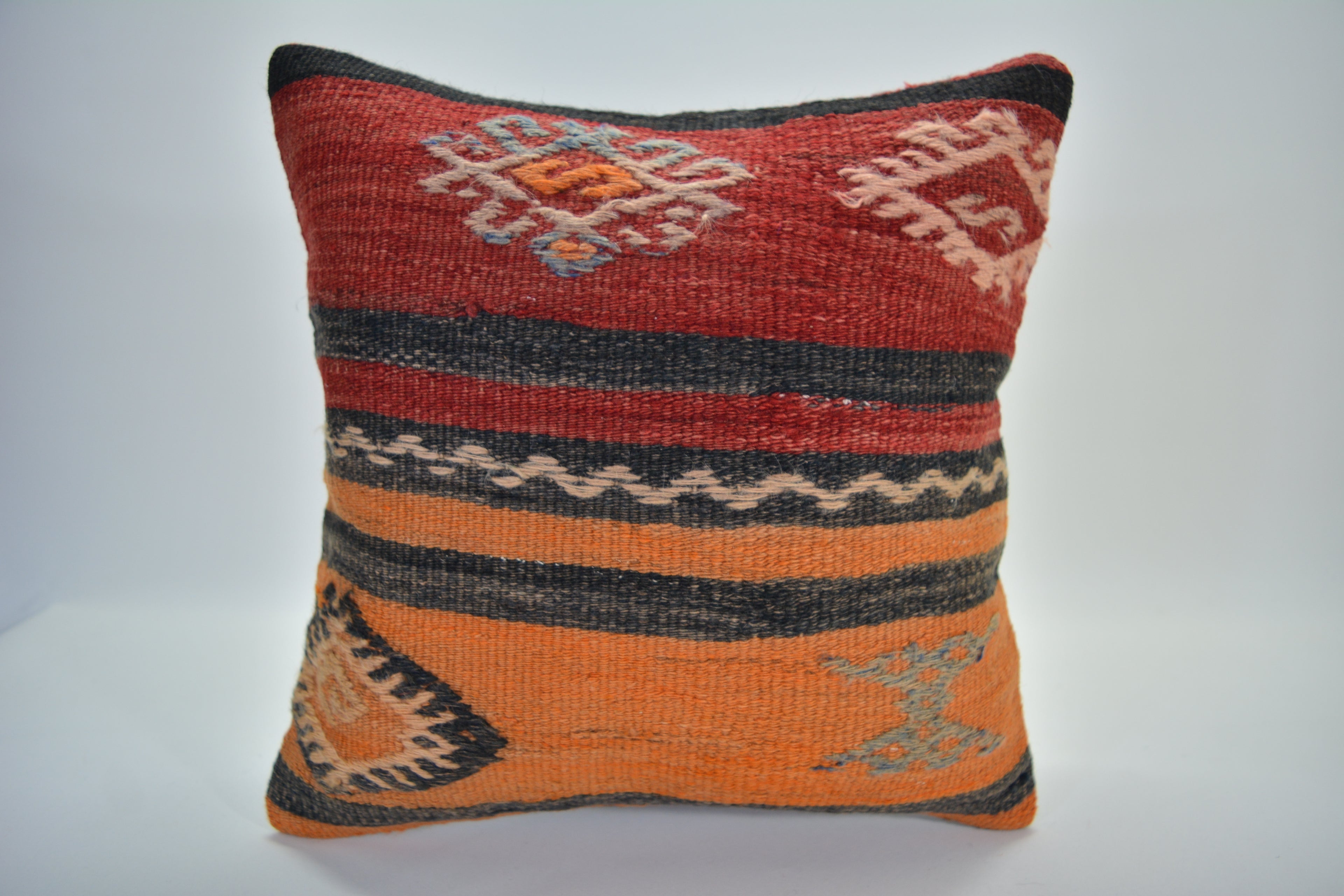 Decoratief Kussen van Hergebruikte Kelim 40x40cm. // 16x16in.