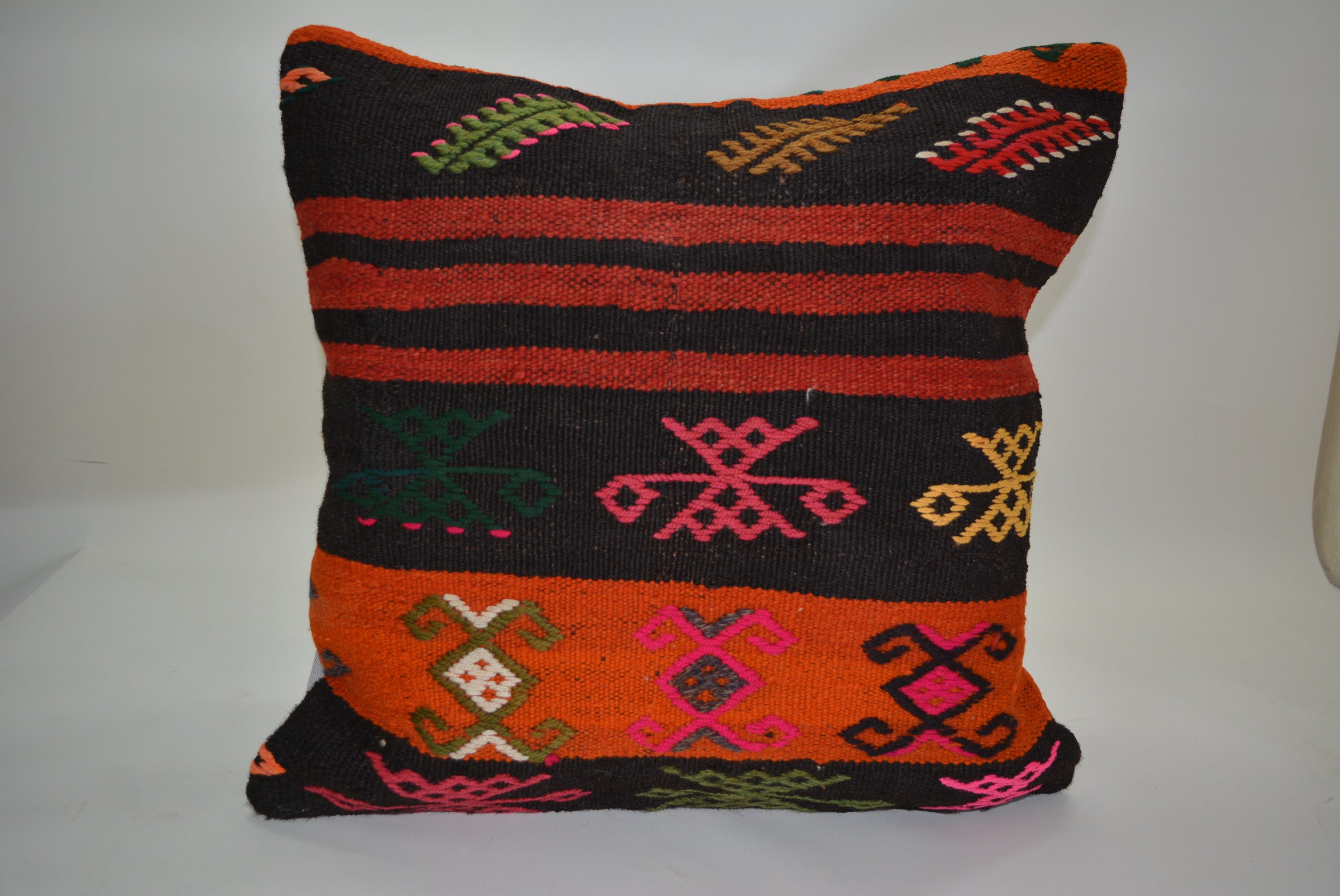 Duurzaam en Stijlvol voor Elk Interieur 50x50cm. // 20x20in.