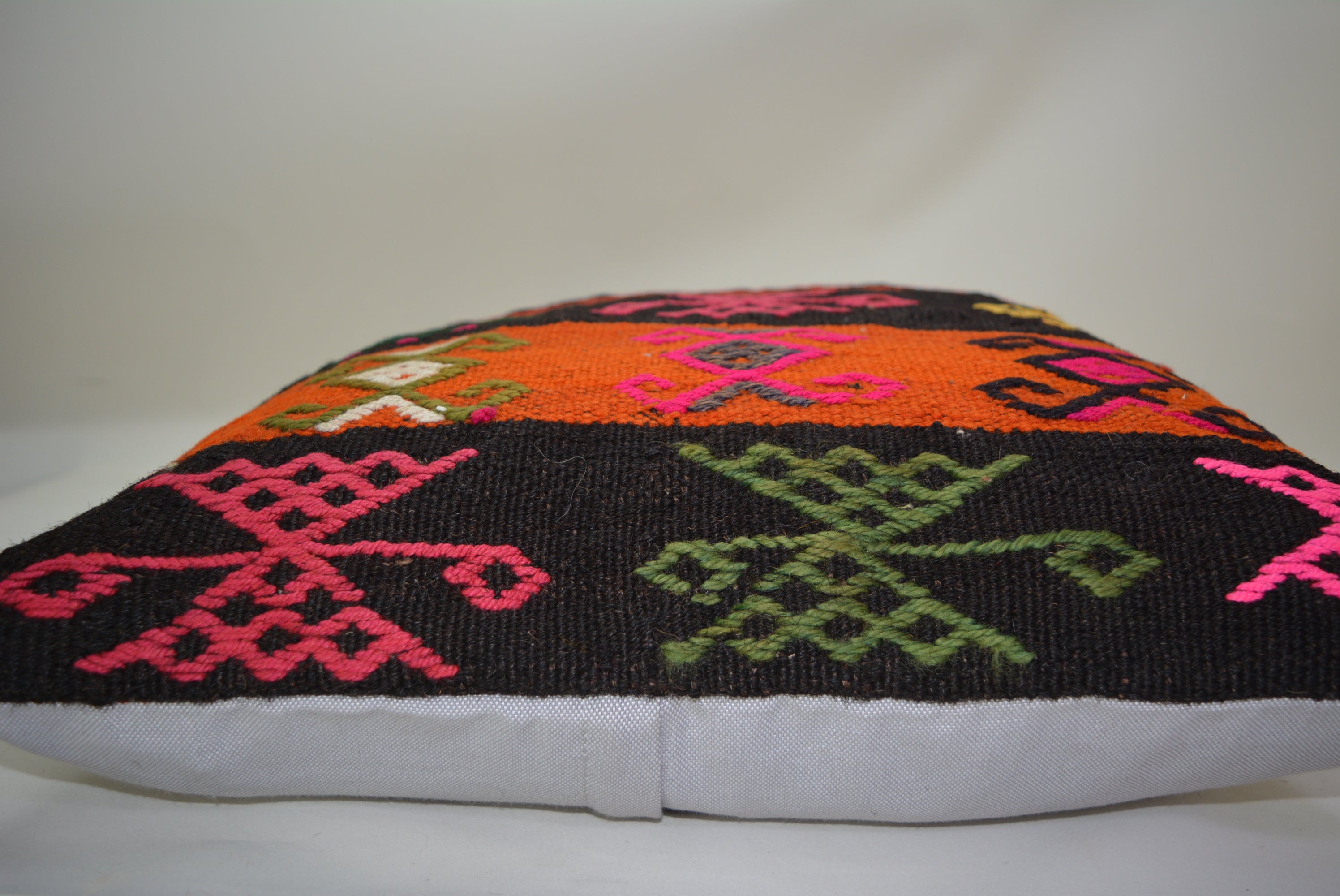 Duurzaam en Stijlvol voor Elk Interieur 50x50cm. // 20x20in.