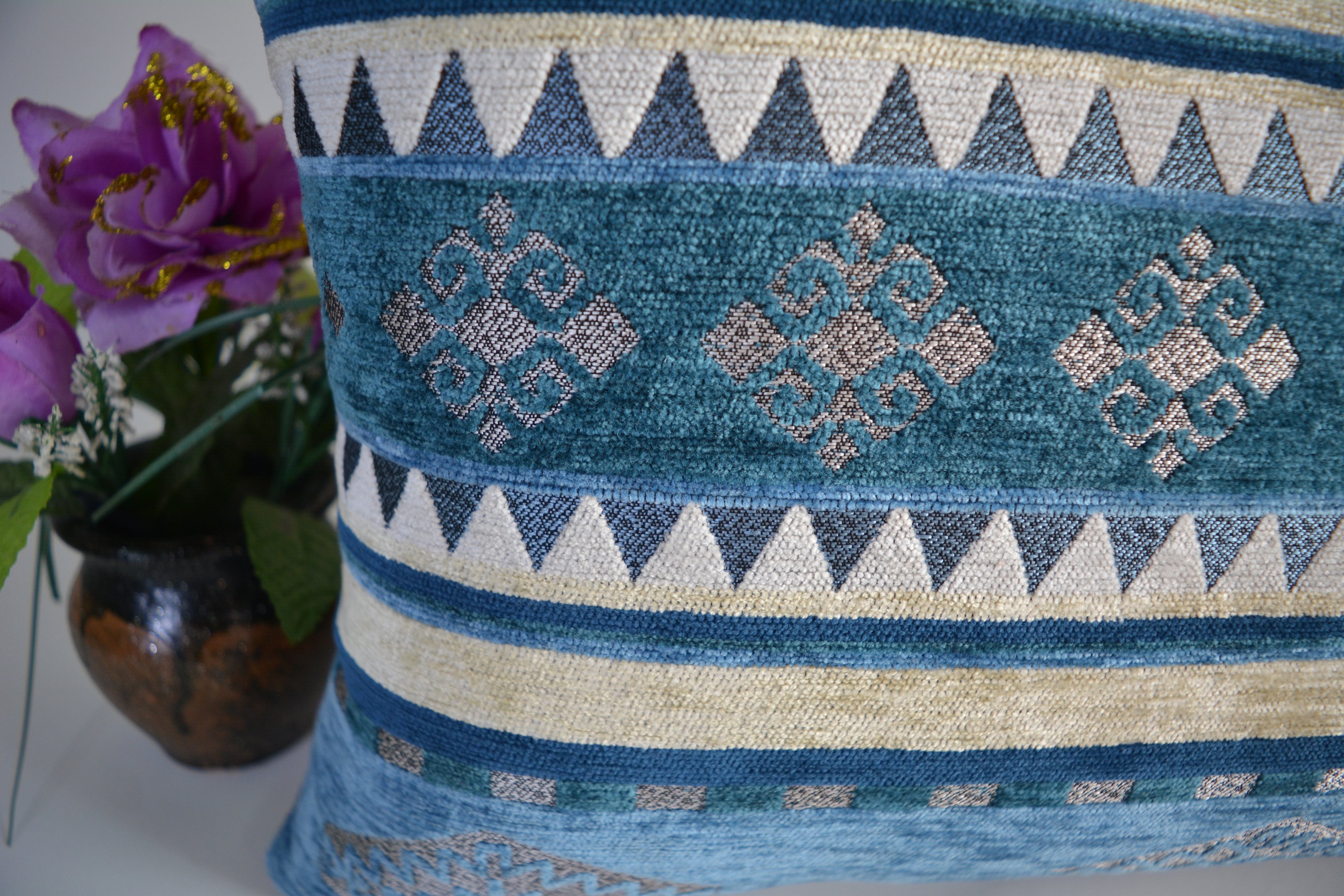 Unique Design, Premium quality machine woven fabric, 12x20inc. // 30x50cm., Unique, Stylish & Elegant Home Decor, Authentic Pillow Cover, Luxury Cushion Cover – Unique Pattern,