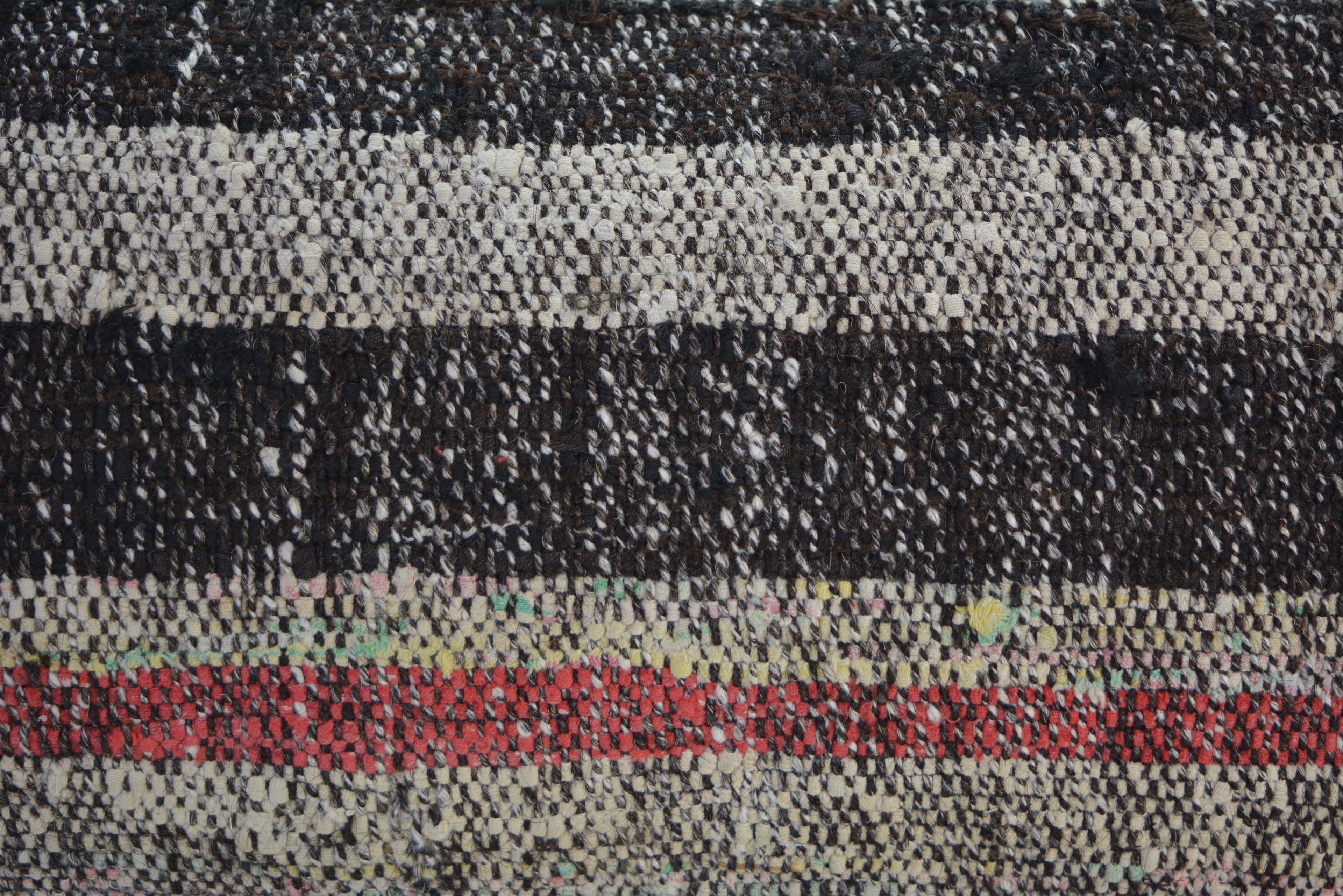 Handgemaakt Kelim Sierkussen van Vintage Tapijt 30x60cm. // 12x24in. Uniek, Authentiek en Duurzaam