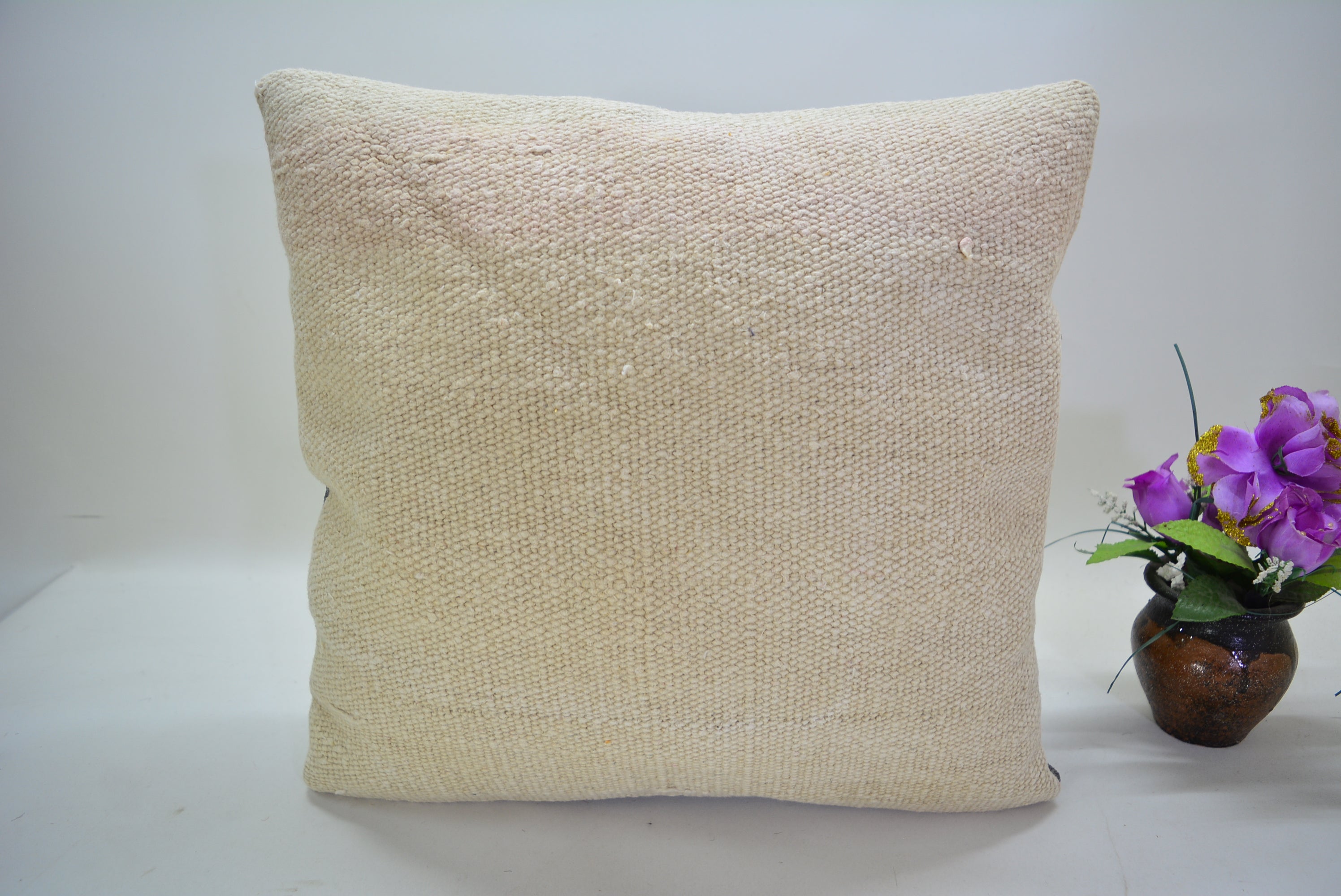 Een Tijdloos en Duurzaam Interieuraccessoire 40x40cm. // 16x16in.