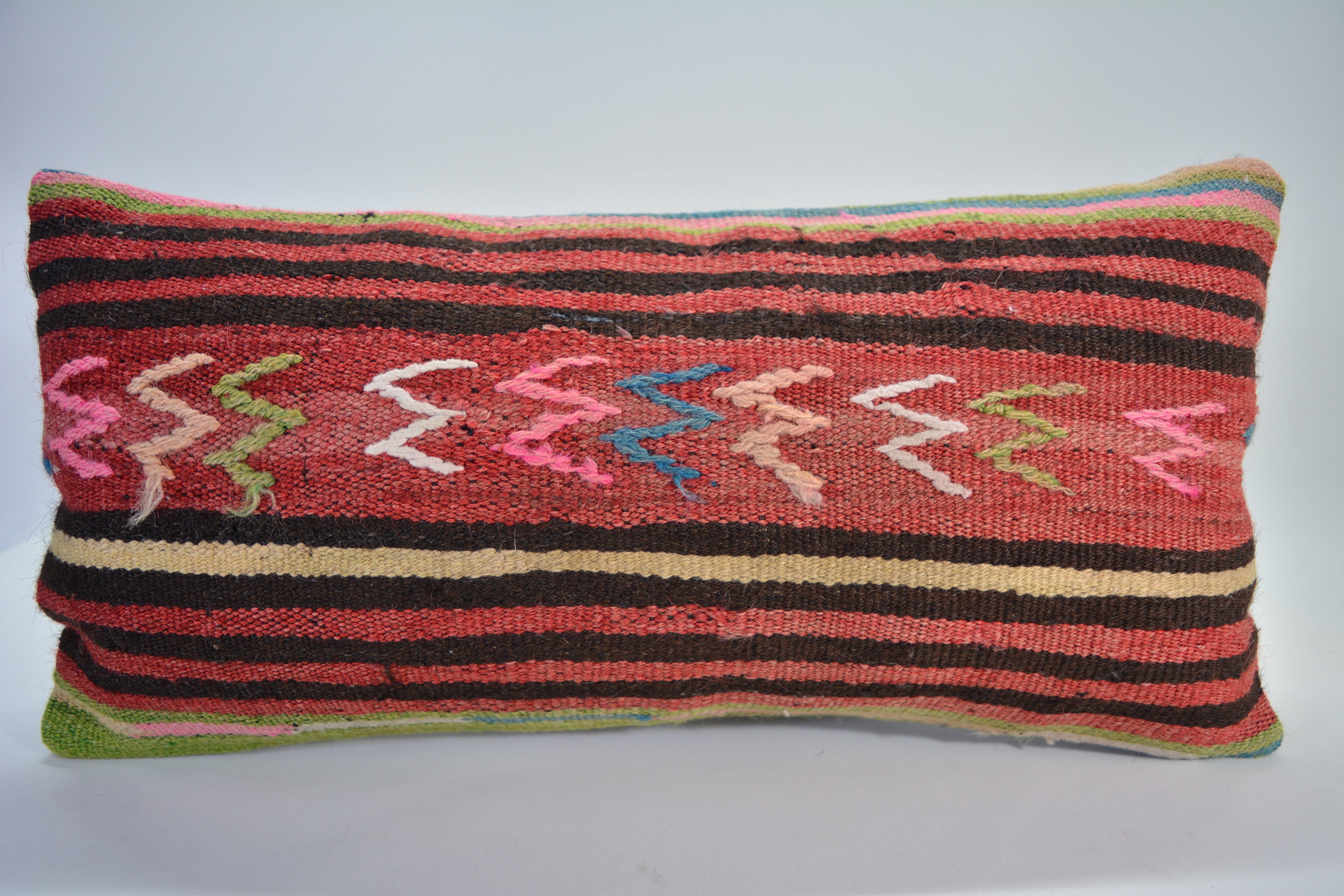 Handgemaakt Kelim Sierkussen van Vintage Tapijt 30x60cm. // 12x24in. Uniek, Authentiek en Duurzaam