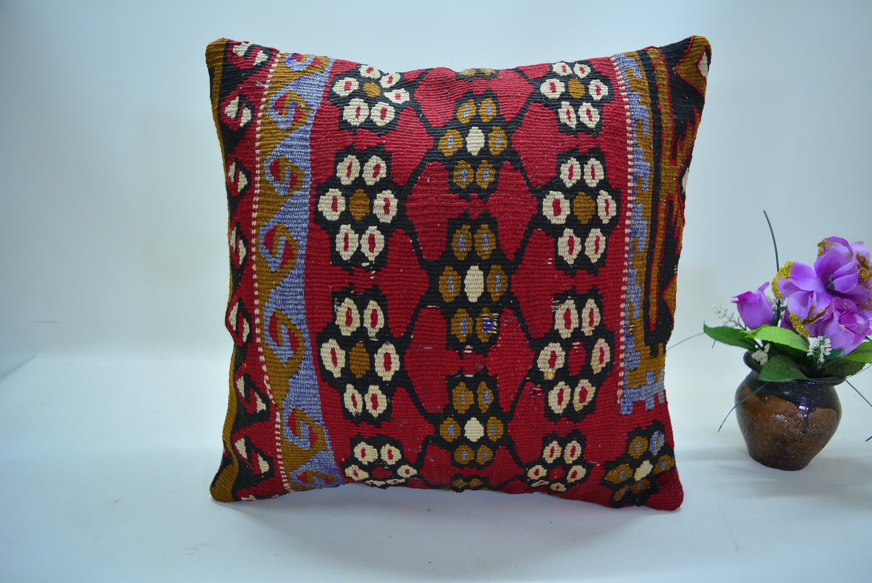 Een Tijdloos en Duurzaam Interieuraccessoire 40x40cm. // 16x16in.
