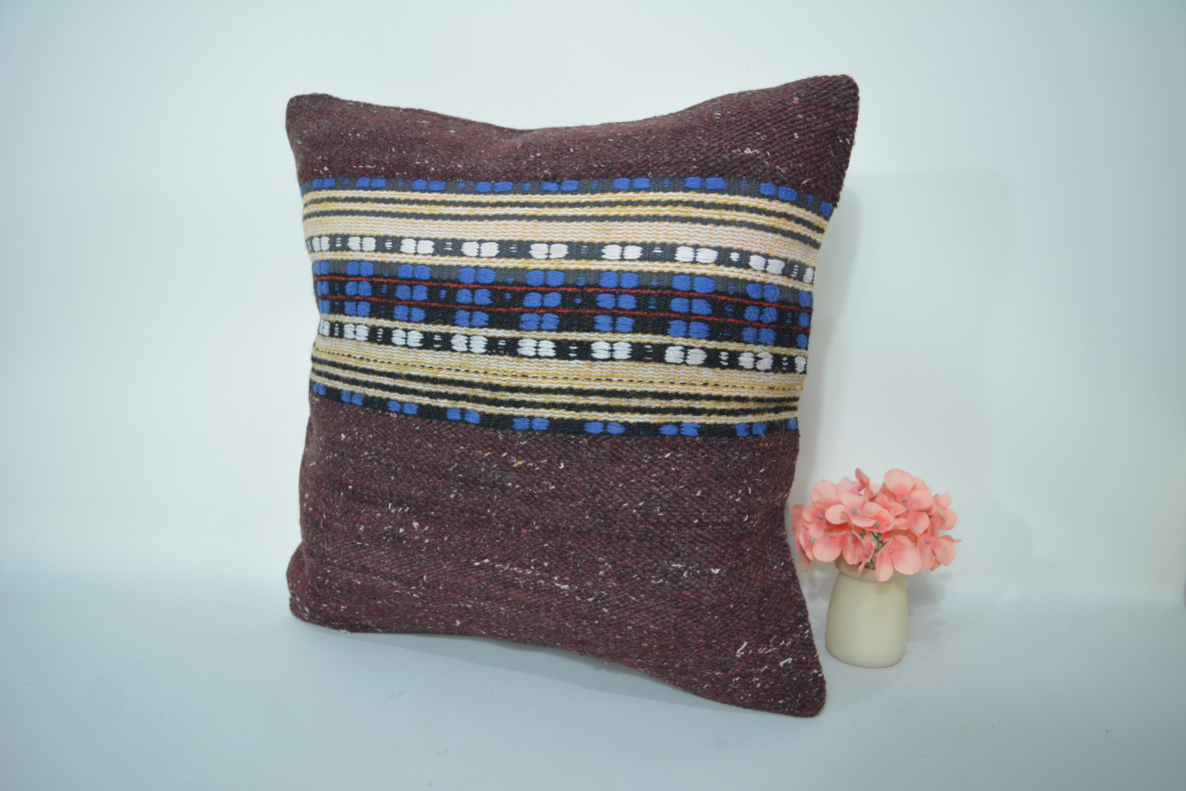 Een Tijdloos en Duurzaam Interieuraccessoire 40x40cm. // 16x16in.