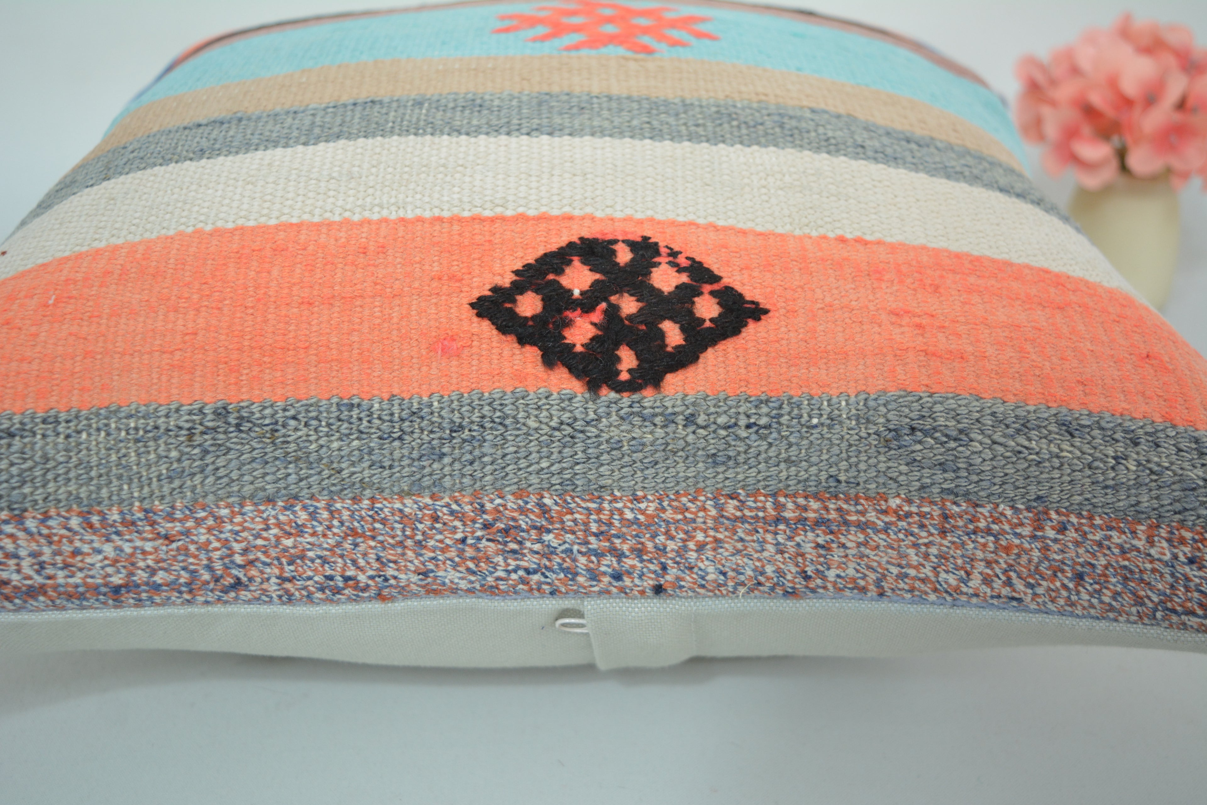 Authentiek, Ecologisch en Handgeweven 40x40cm. // 16x16in.