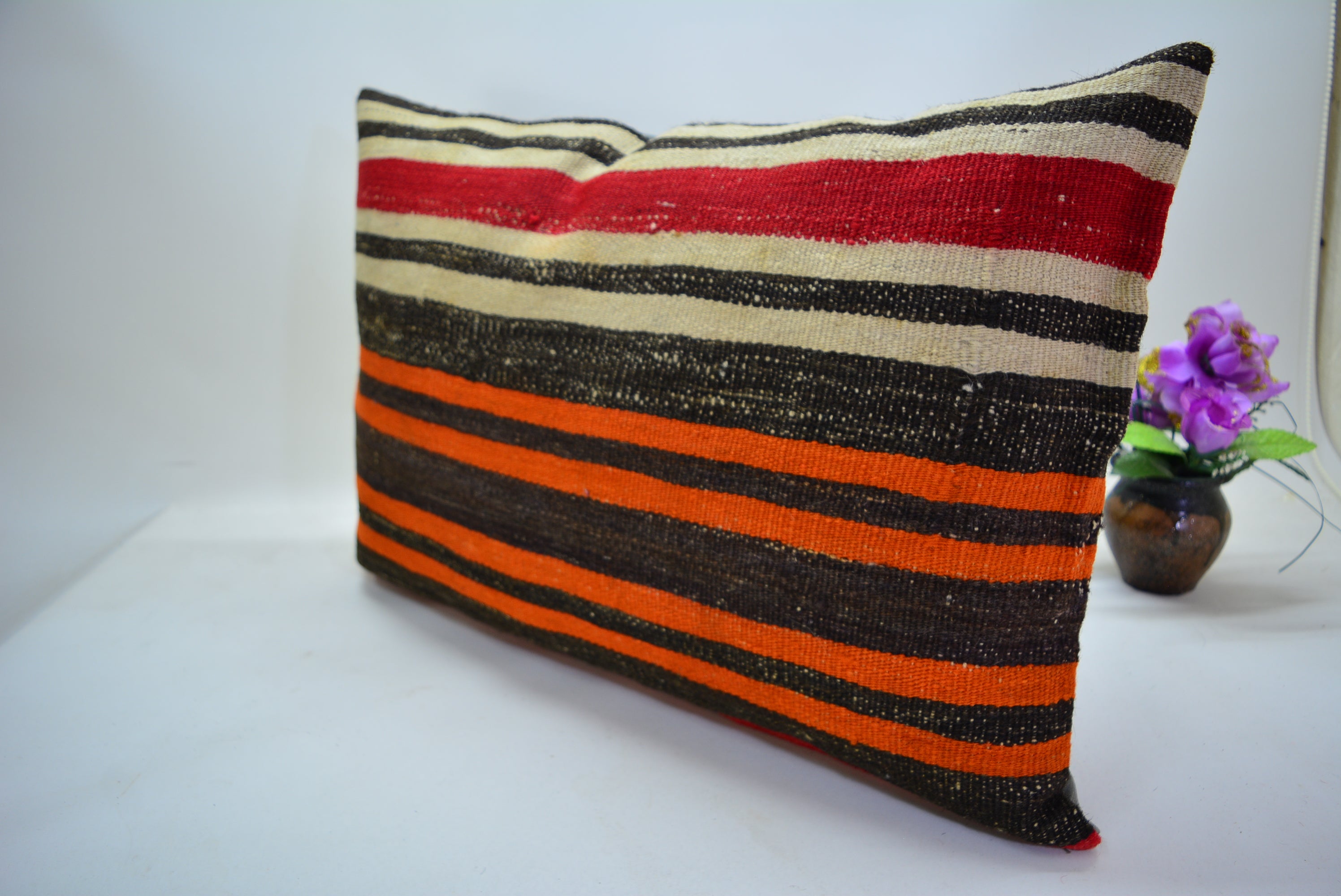 Traditioneel Vakmanschap en Tijdloze Elegantie 40x60cm // 16x24in.