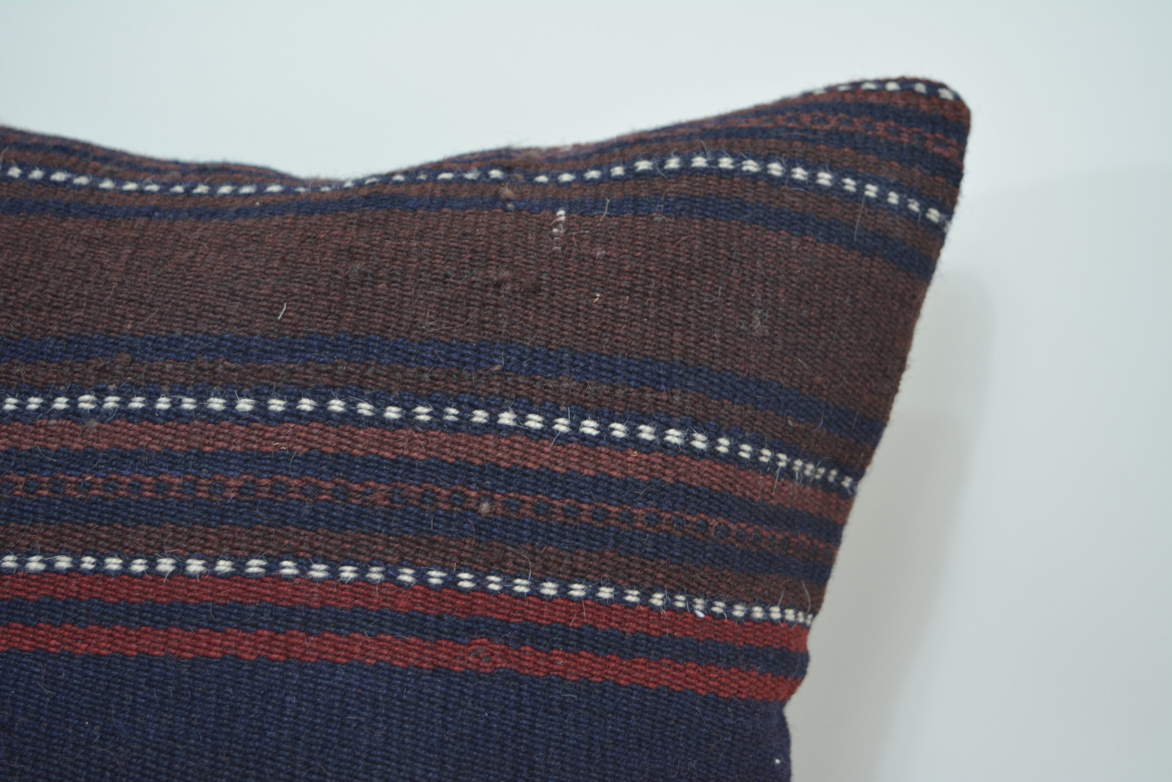 Authentiek, Ecologisch en Handgeweven 40x40cm. // 16x16in.