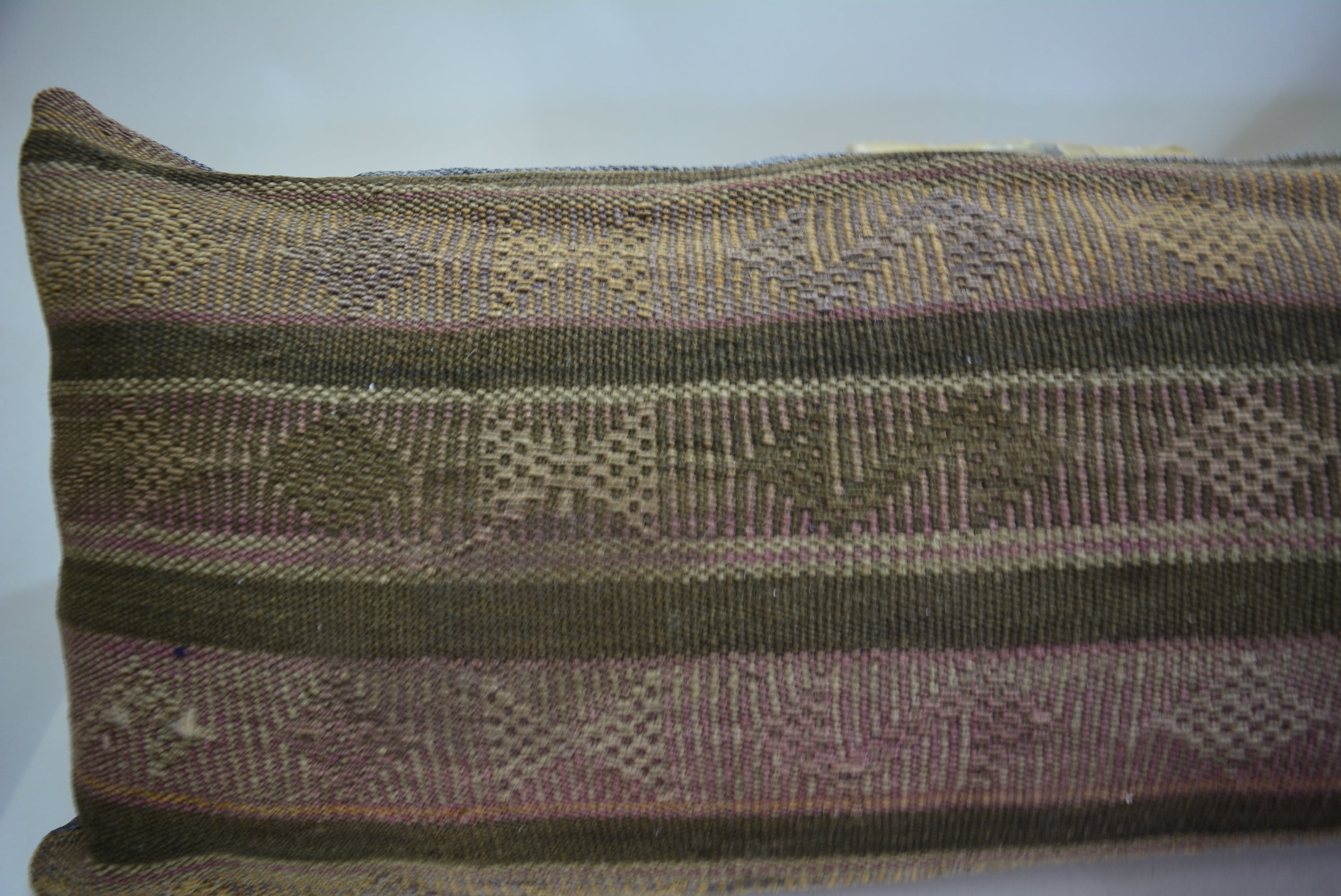 Bohemian Handgeweven Kelim Kussen 30x90cm. // 12x35in. Exclusief