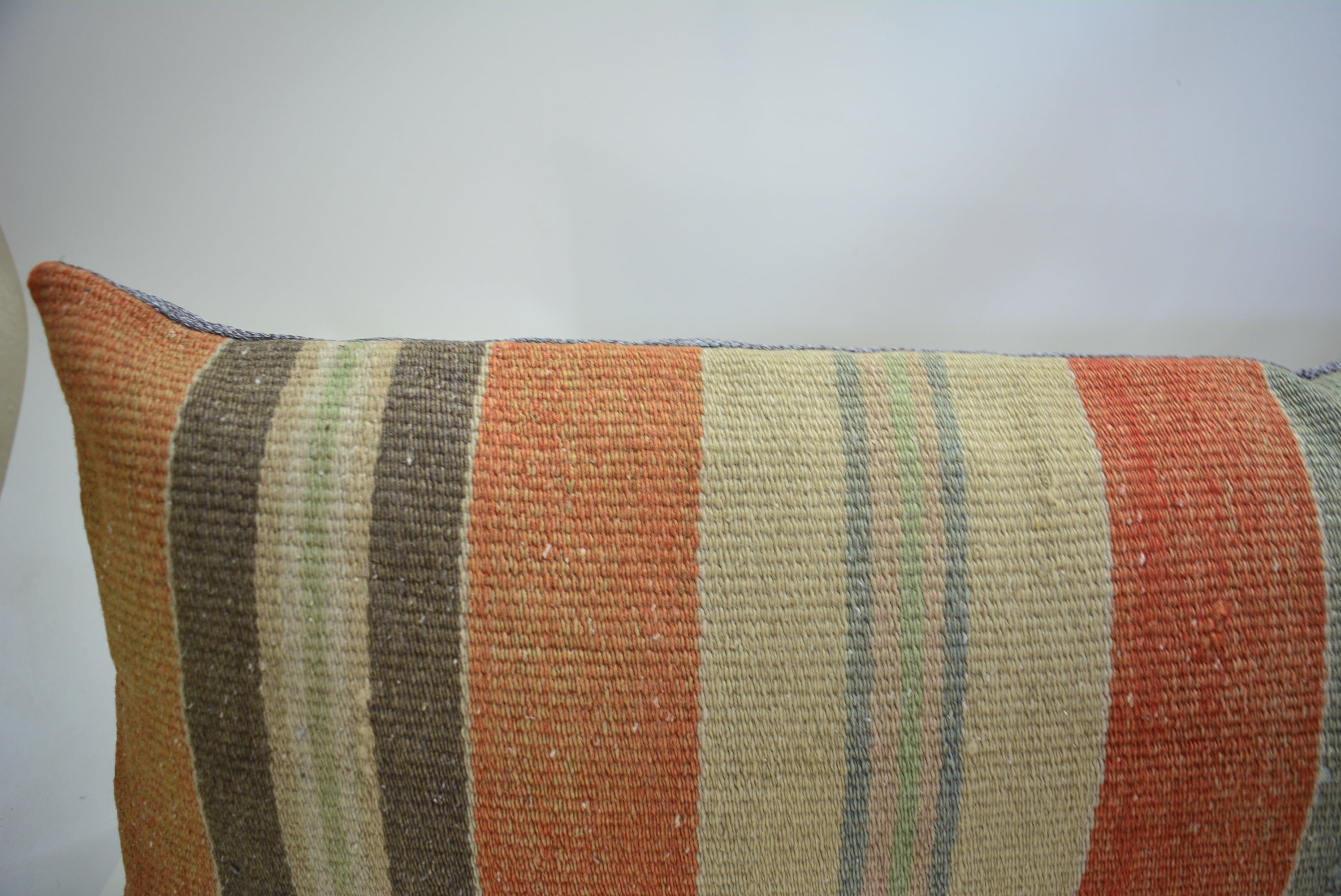 Bohemian Handgeweven Kelim Kussen 30x90cm. // 12x35in. Exclusief