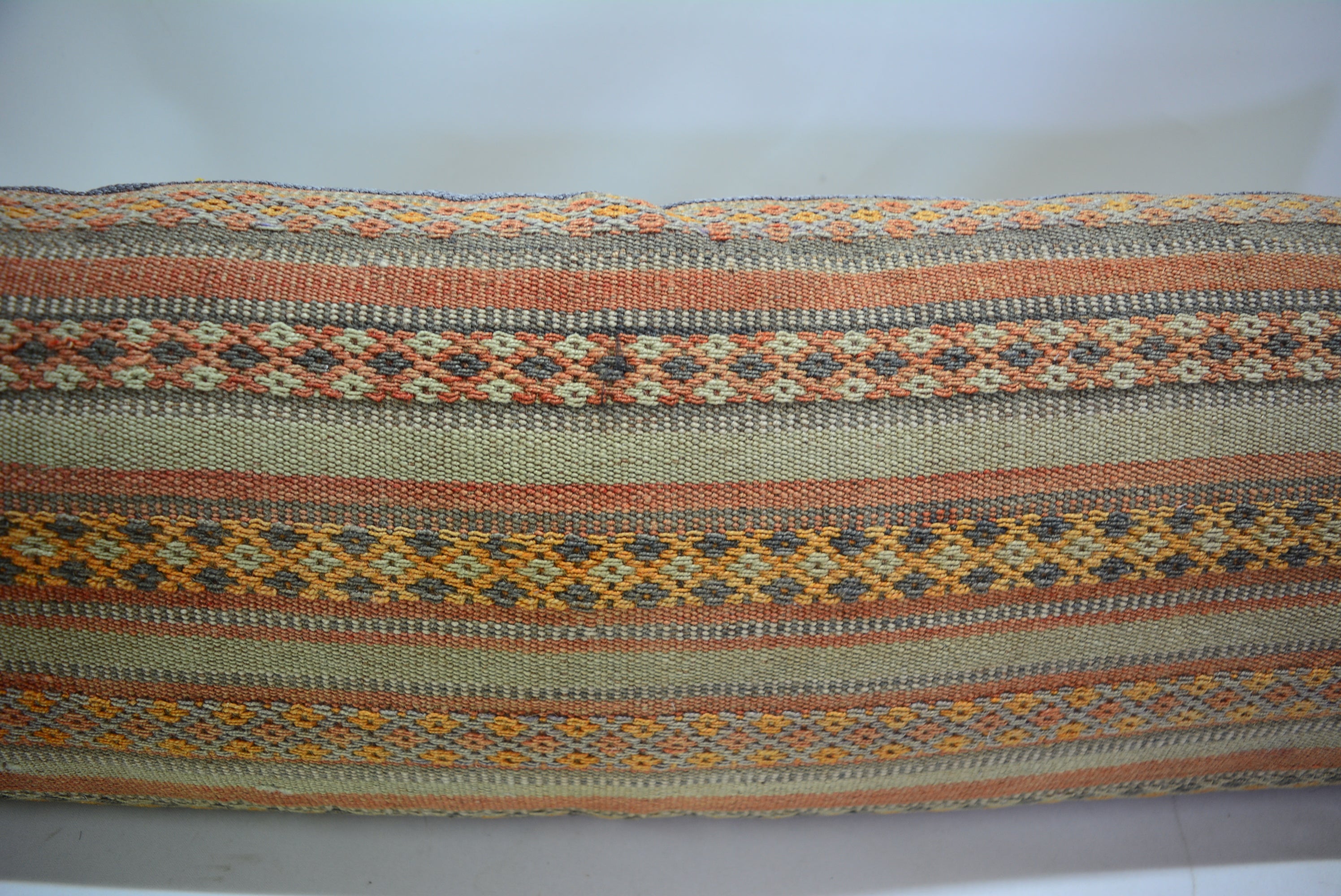 Bohemian Handgeweven Kelim Kussen 30x90cm. // 12x35in. Exclusief