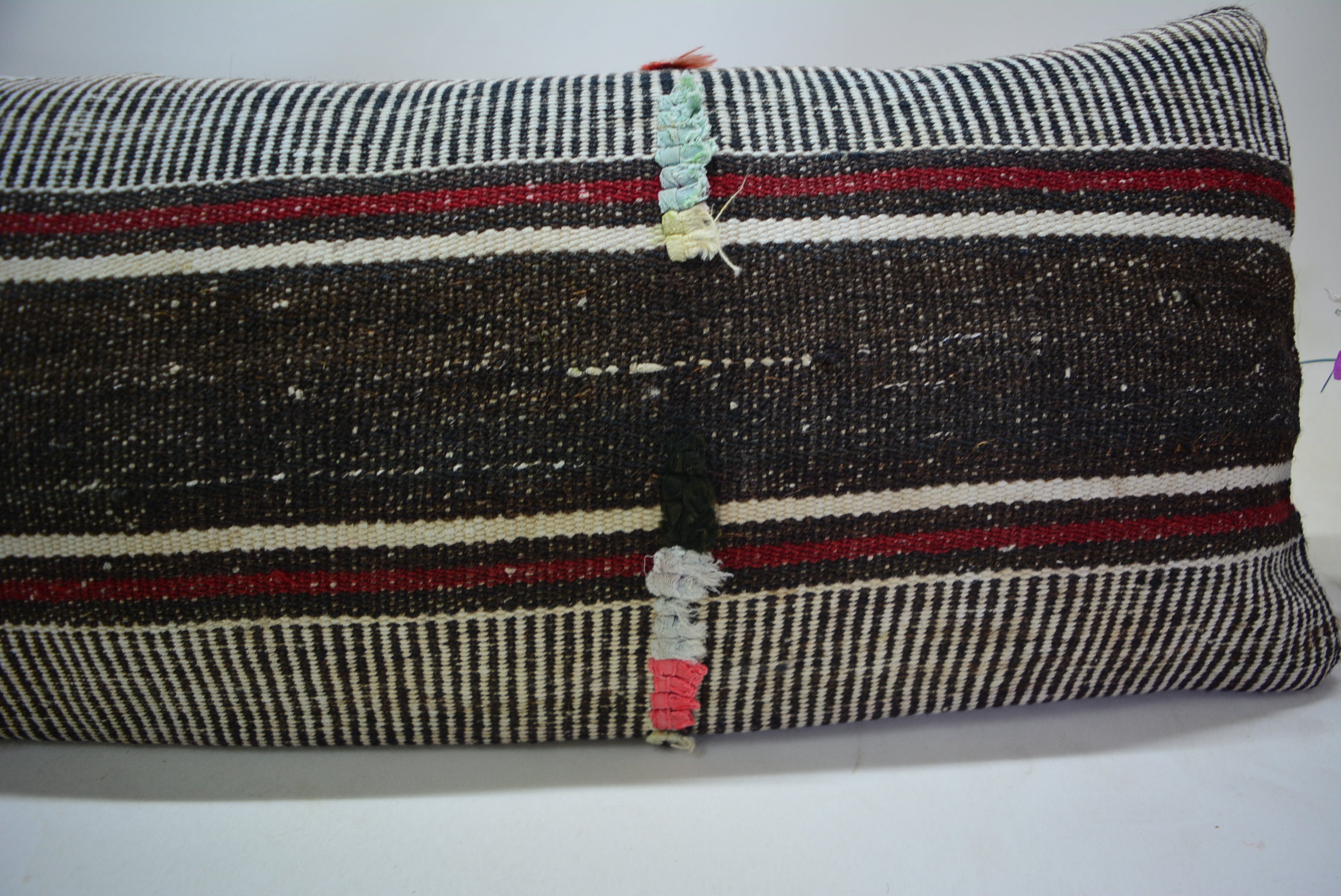 Bohemian Handgeweven Kelim Kussen 30x90cm. // 12x35in. Exclusief