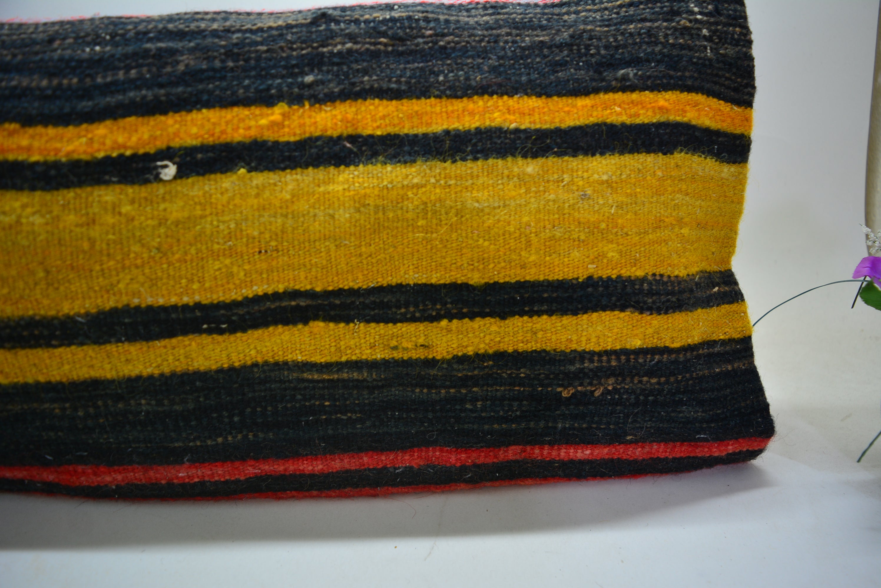 Authentiek Kelim Sierkussen 30x90cm. // 12x35in. Met de Hand Gemaakt uit Originele Tapijten