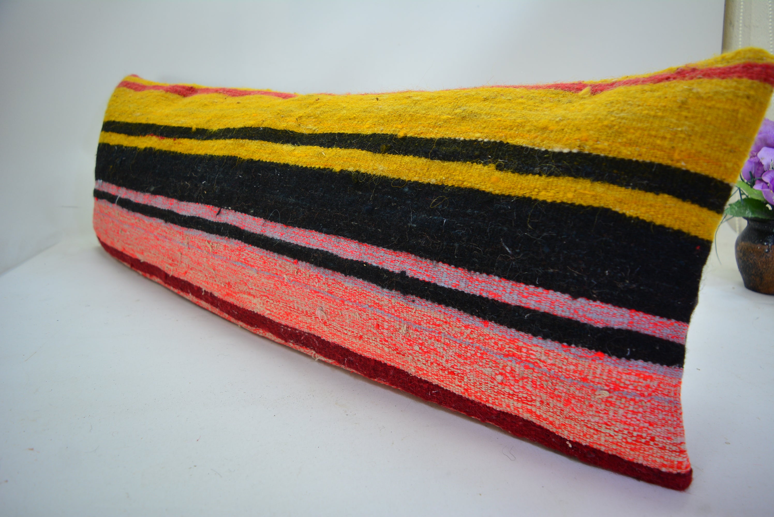 Authentiek Kelim Sierkussen 30x90cm. // 12x35in. Met de Hand Gemaakt uit Originele Tapijten