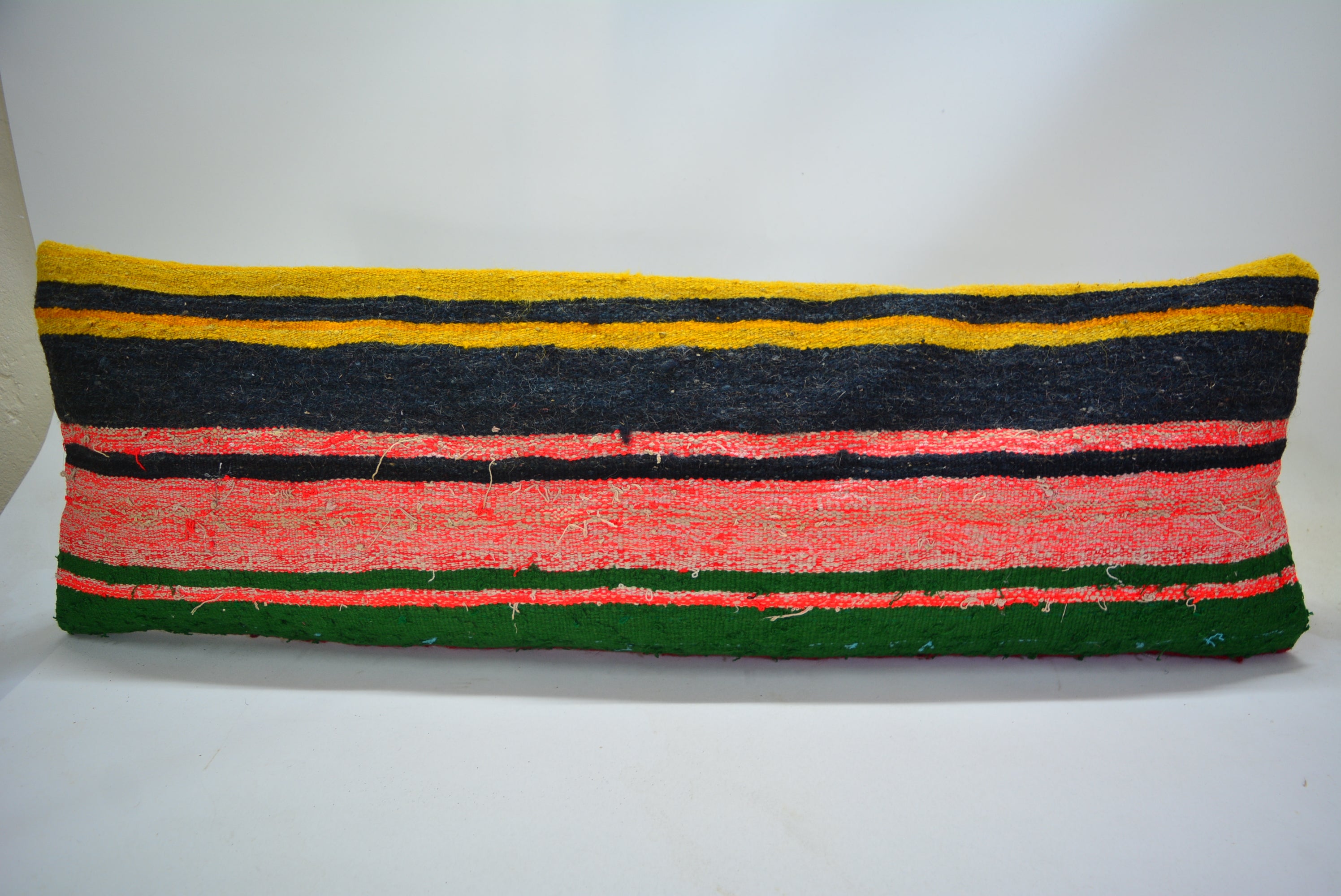 Authentiek Kelim Sierkussen 30x90cm. // 12x35in. Met de Hand Gemaakt uit Originele Tapijten