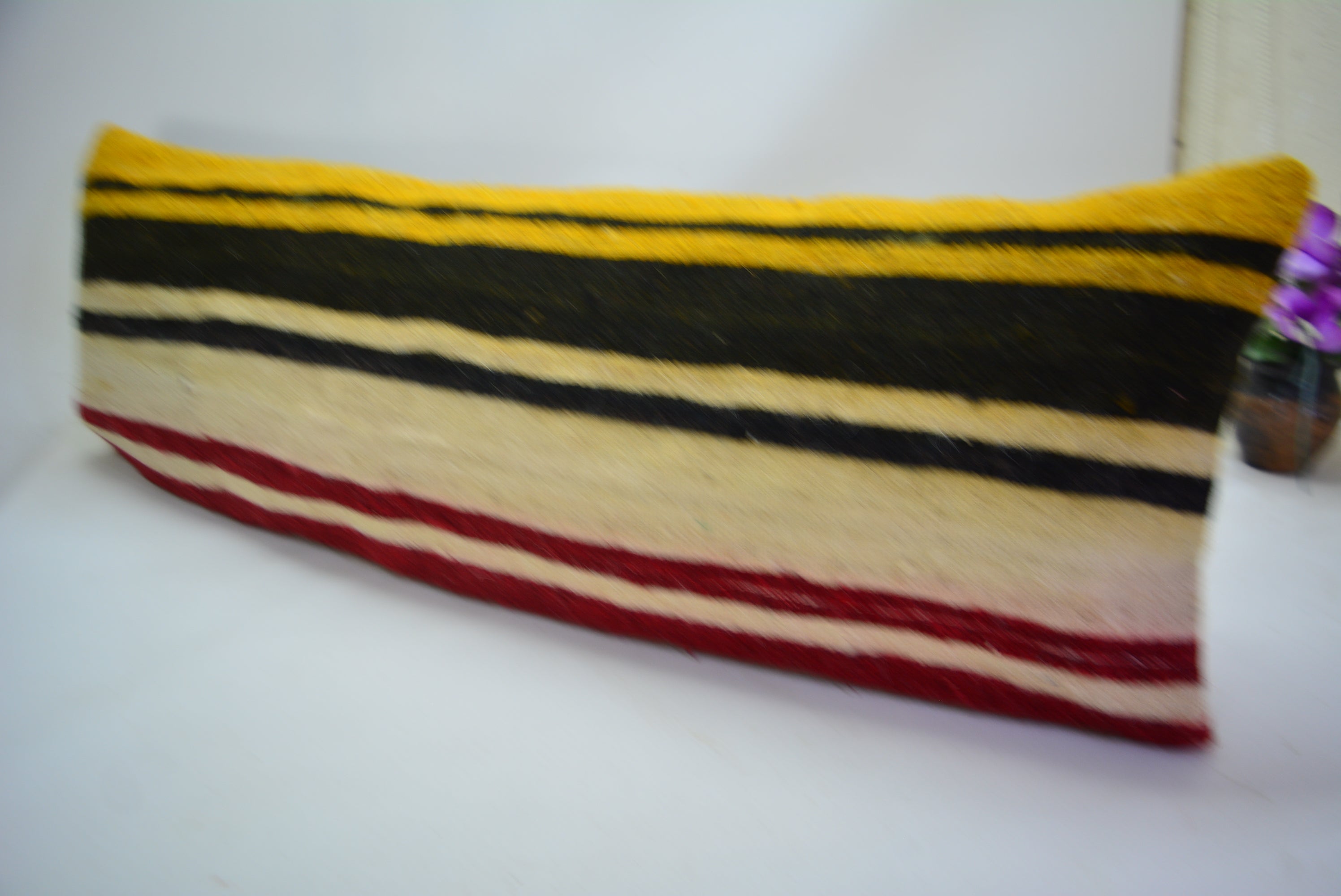 Authentiek Kelim Sierkussen 30x90cm. // 12x35in. Met de Hand Gemaakt uit Originele Tapijten