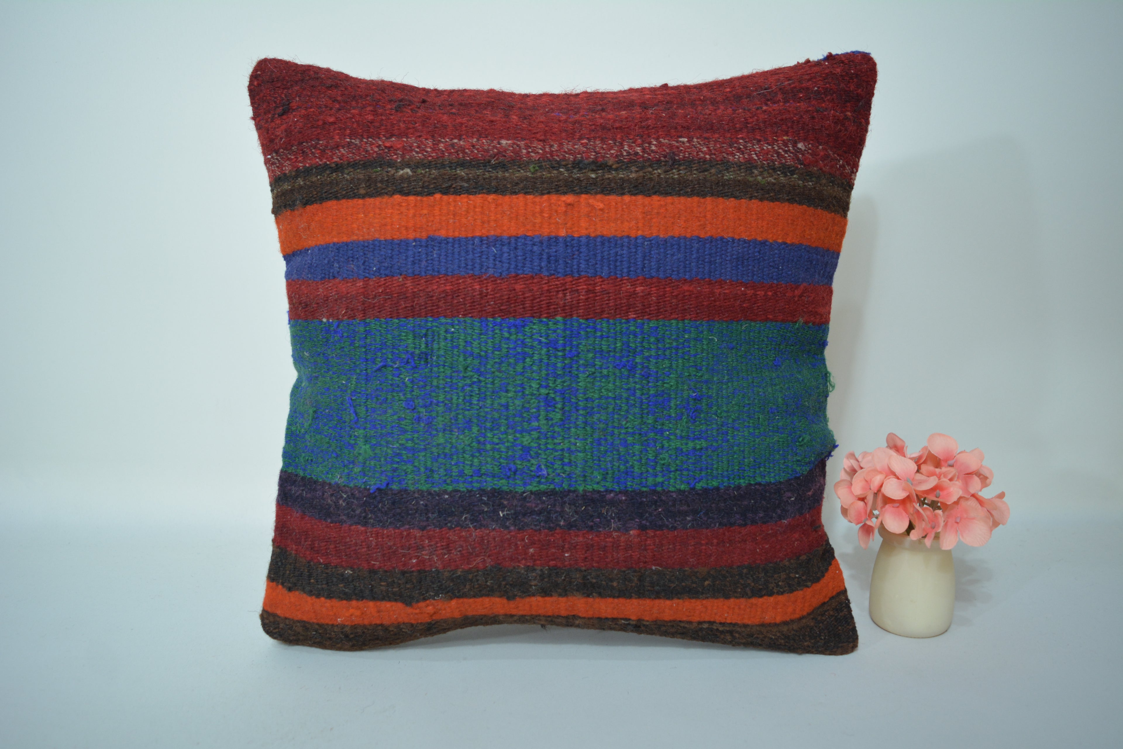 Een Tijdloos en Duurzaam Interieuraccessoire 40x40cm. // 16x16in.