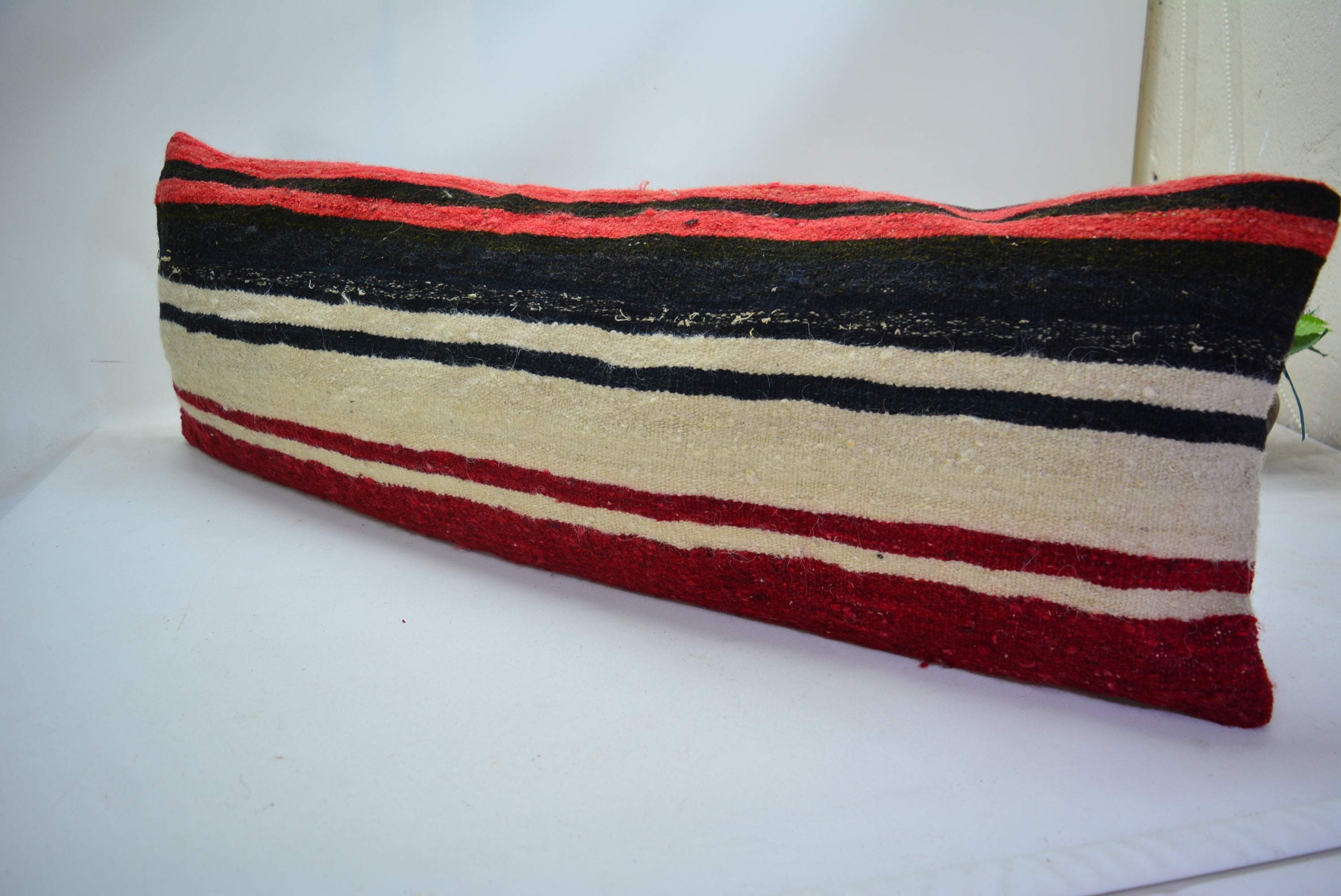 Authentiek Kelim Sierkussen 30x90cm. // 12x35in. Met de Hand Gemaakt uit Originele Tapijten