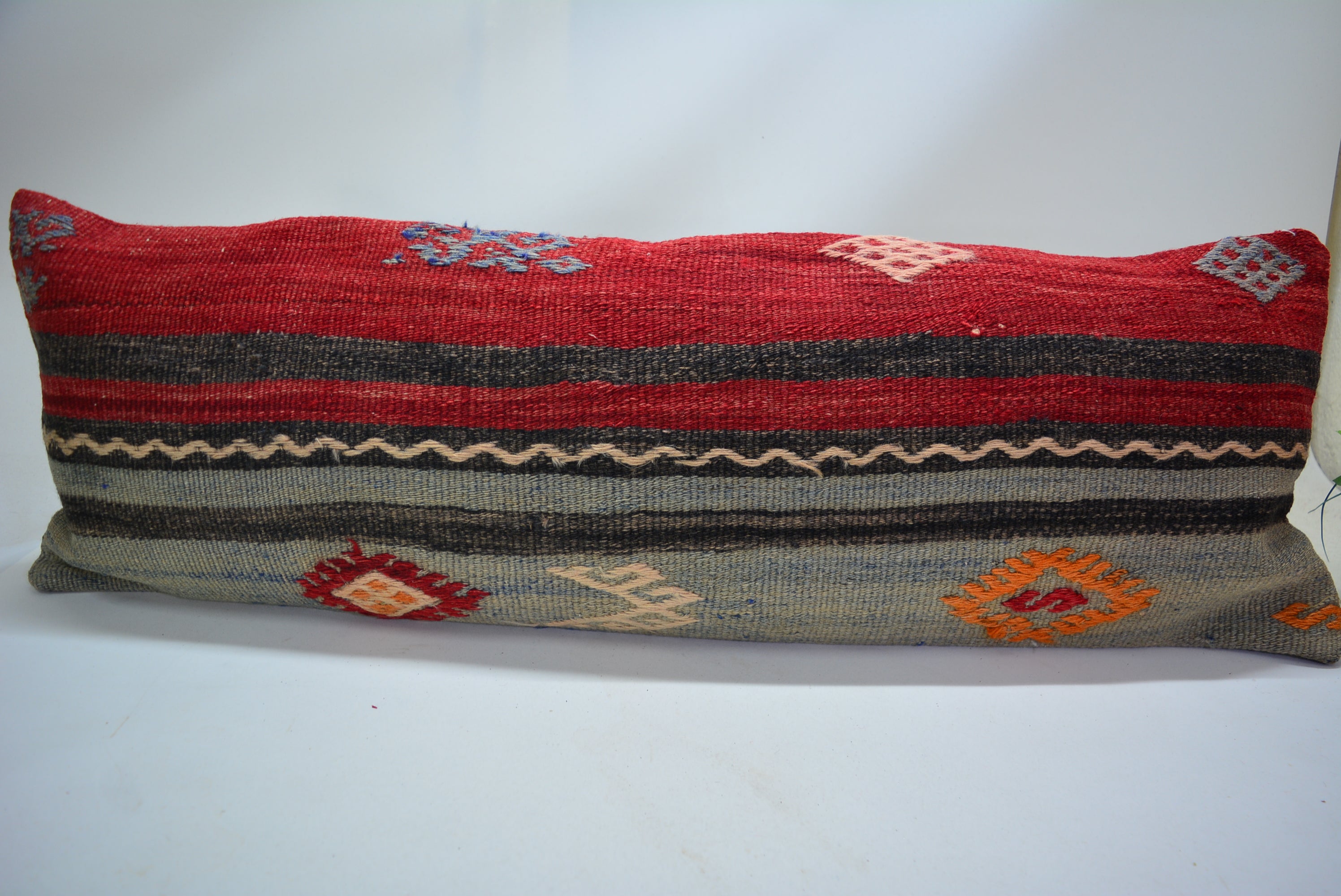 Authentiek Kelim Sierkussen 30x90cm. // 12x35in. Met de Hand Gemaakt uit Originele Tapijten