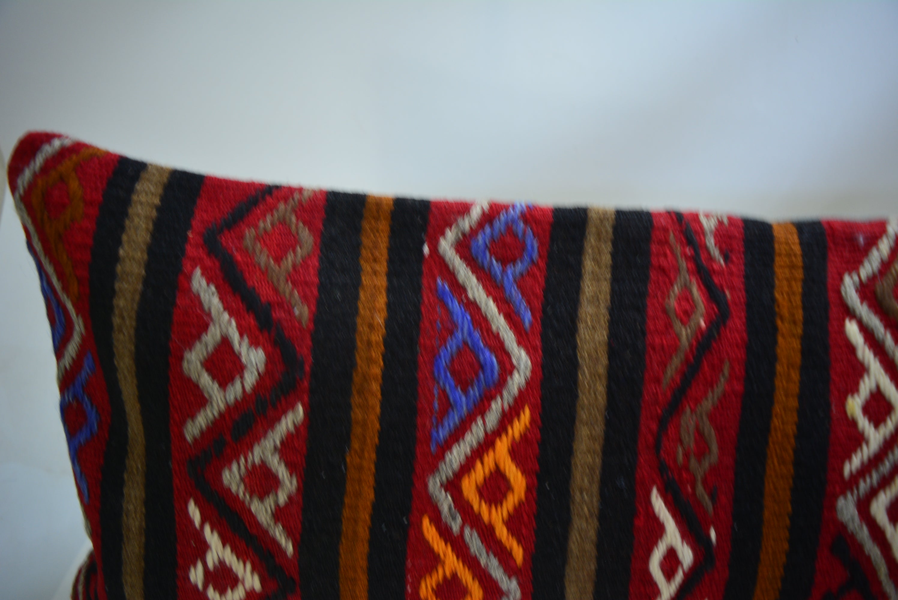 Authentiek Kelim Sierkussen 30x90cm. // 12x35in. Met de Hand Gemaakt uit Originele Tapijten