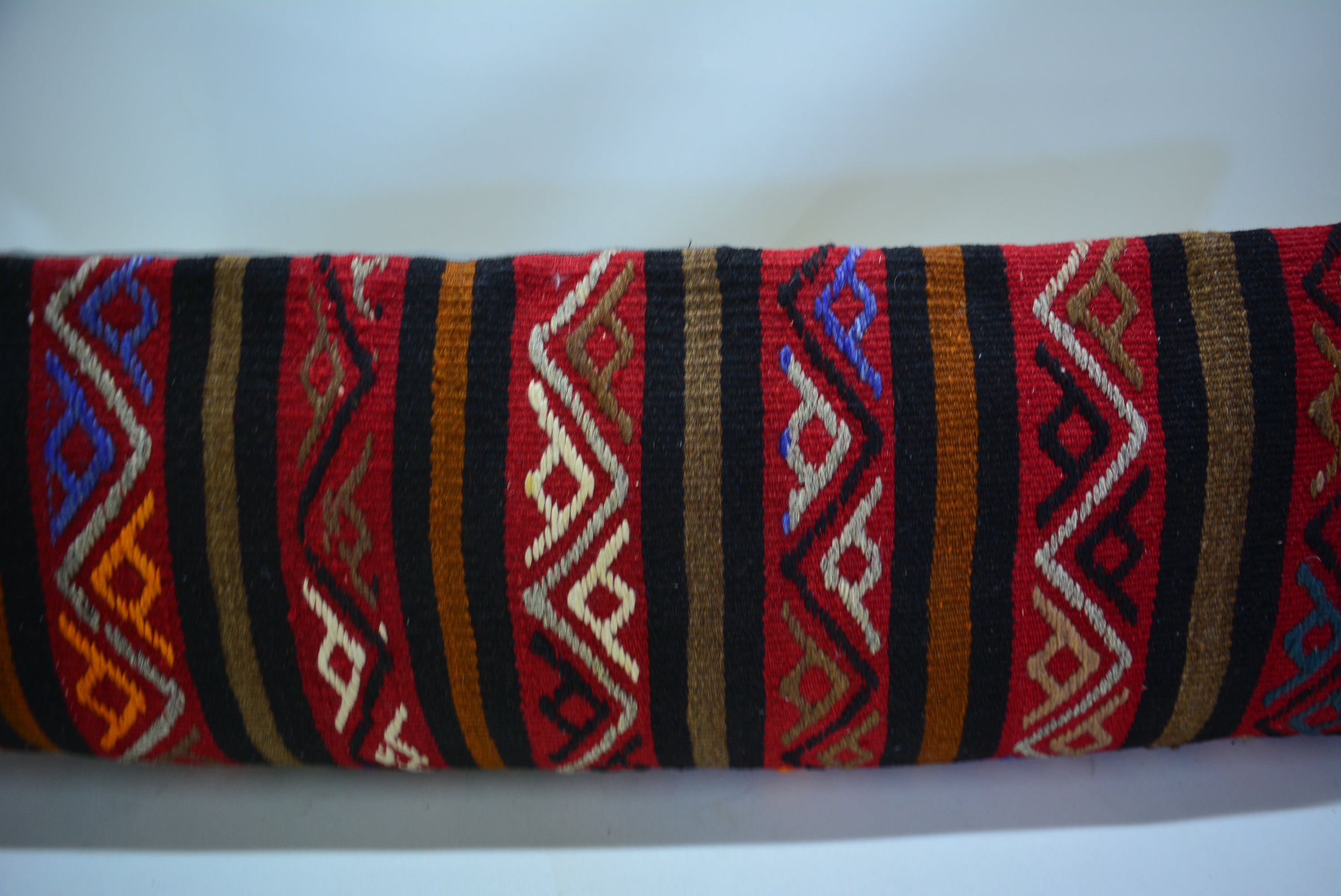 Authentiek Kelim Sierkussen 30x90cm. // 12x35in. Met de Hand Gemaakt uit Originele Tapijten