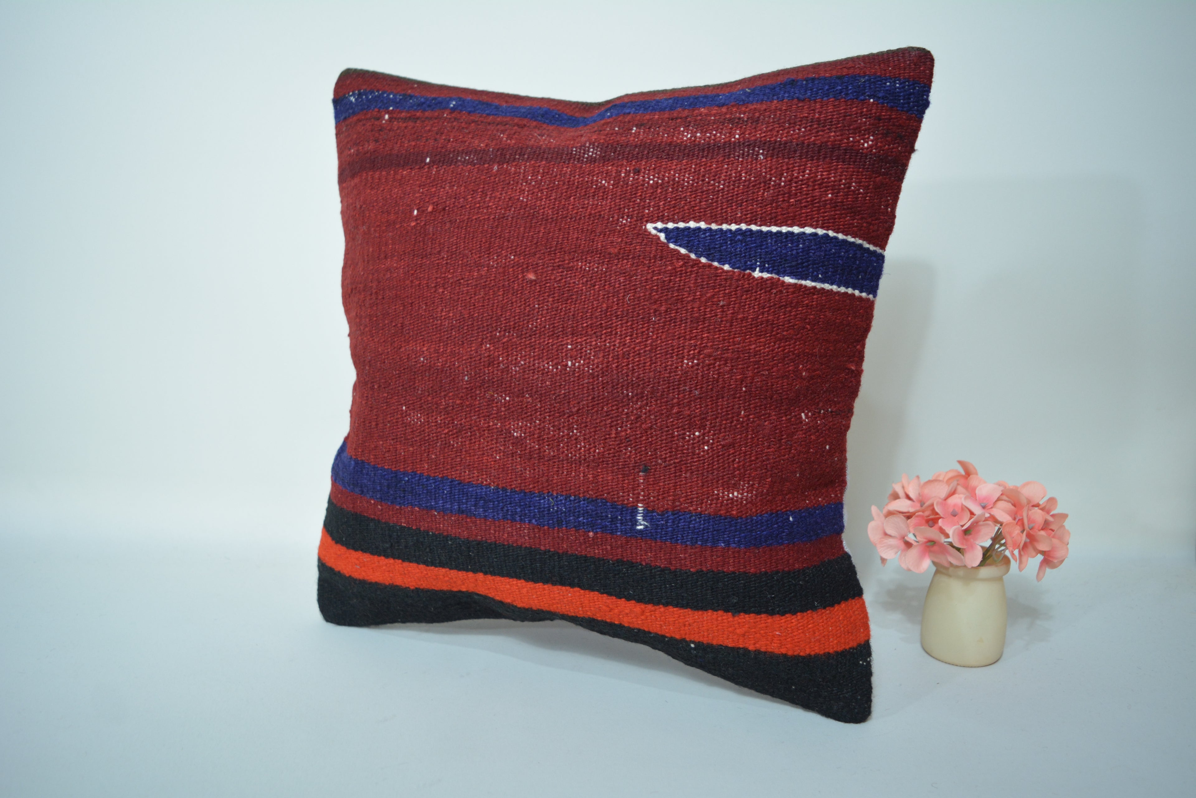 Een Tijdloos en Duurzaam Interieuraccessoire 40x40cm. // 16x16in.