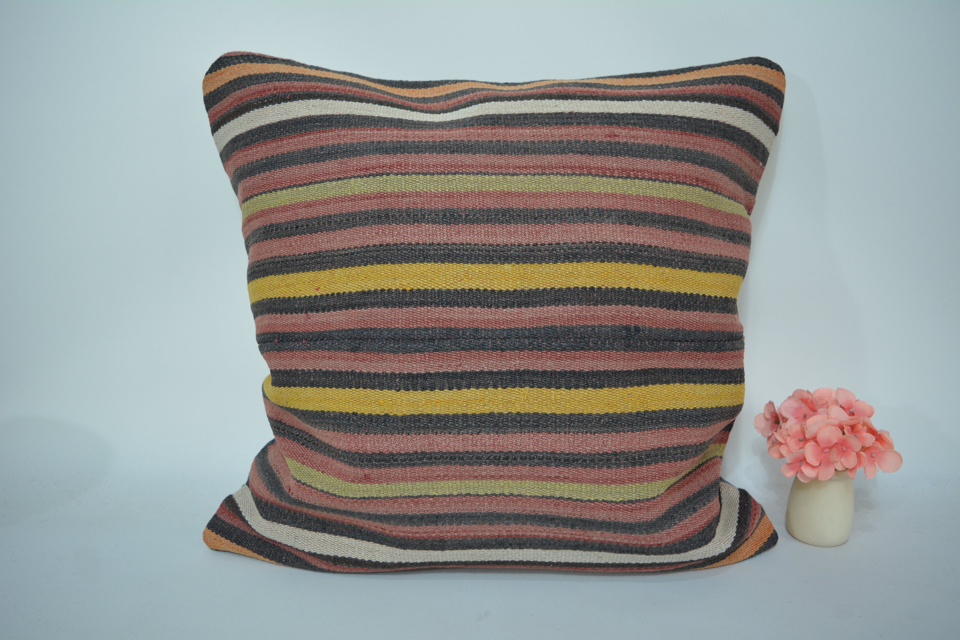 Duurzaam en Stijlvol voor Elk Interieur 50x50cm. // 20x20in.