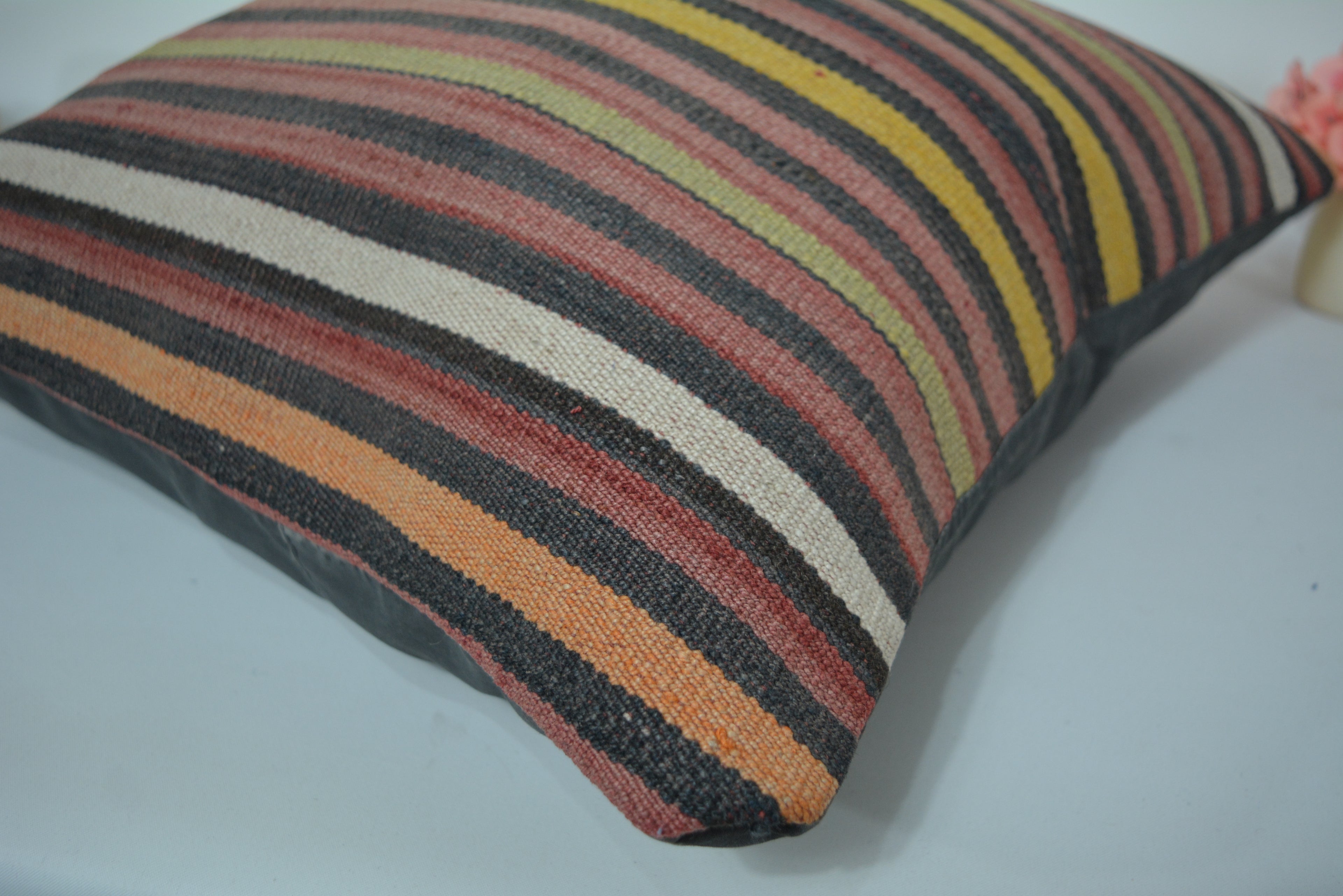 Duurzaam en Stijlvol voor Elk Interieur 50x50cm. // 20x20in.