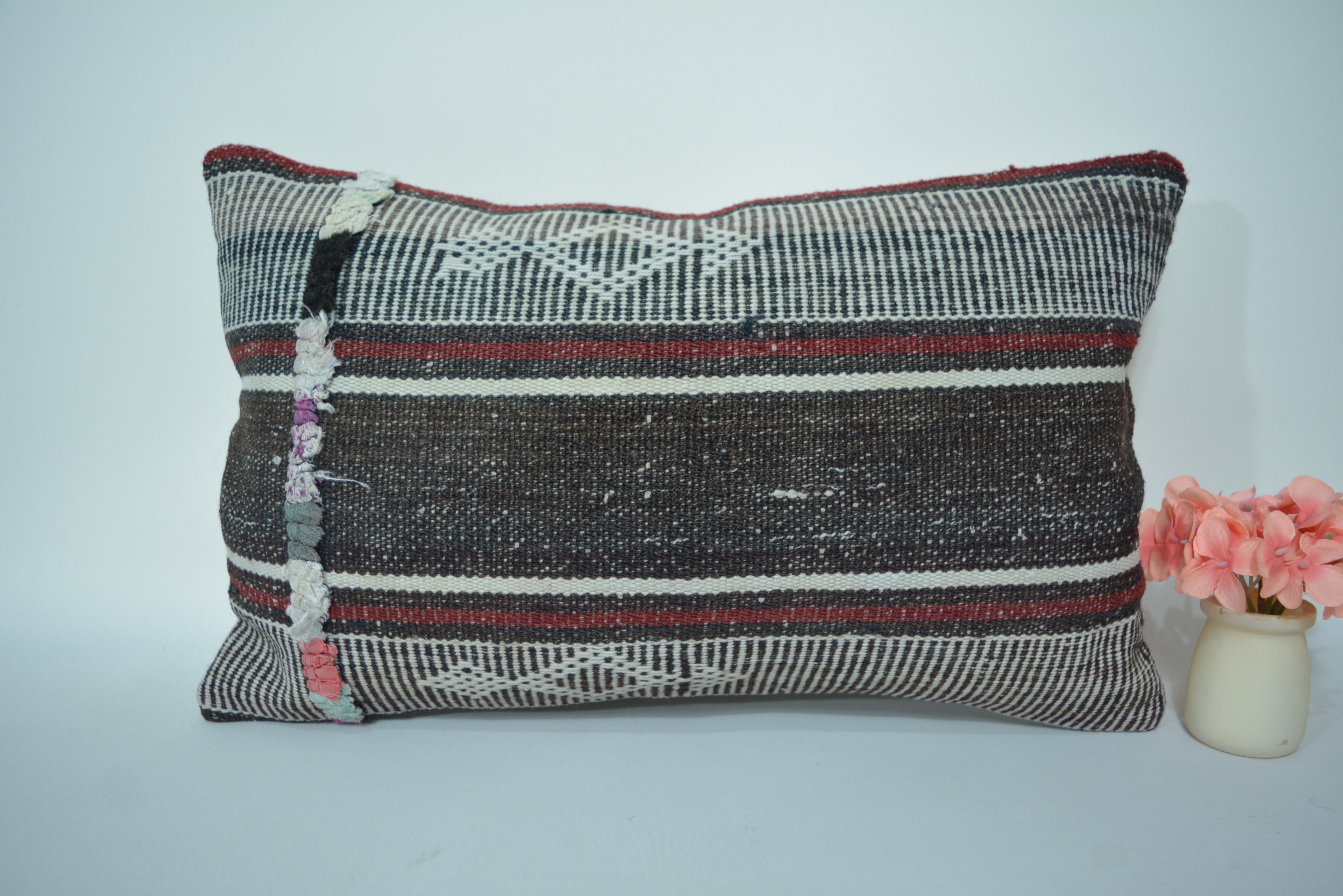 Authentiek Kelim Sierkussen 30x50cm. // 12x20in. Met de Hand Gemaakt uit Originele Tapijten