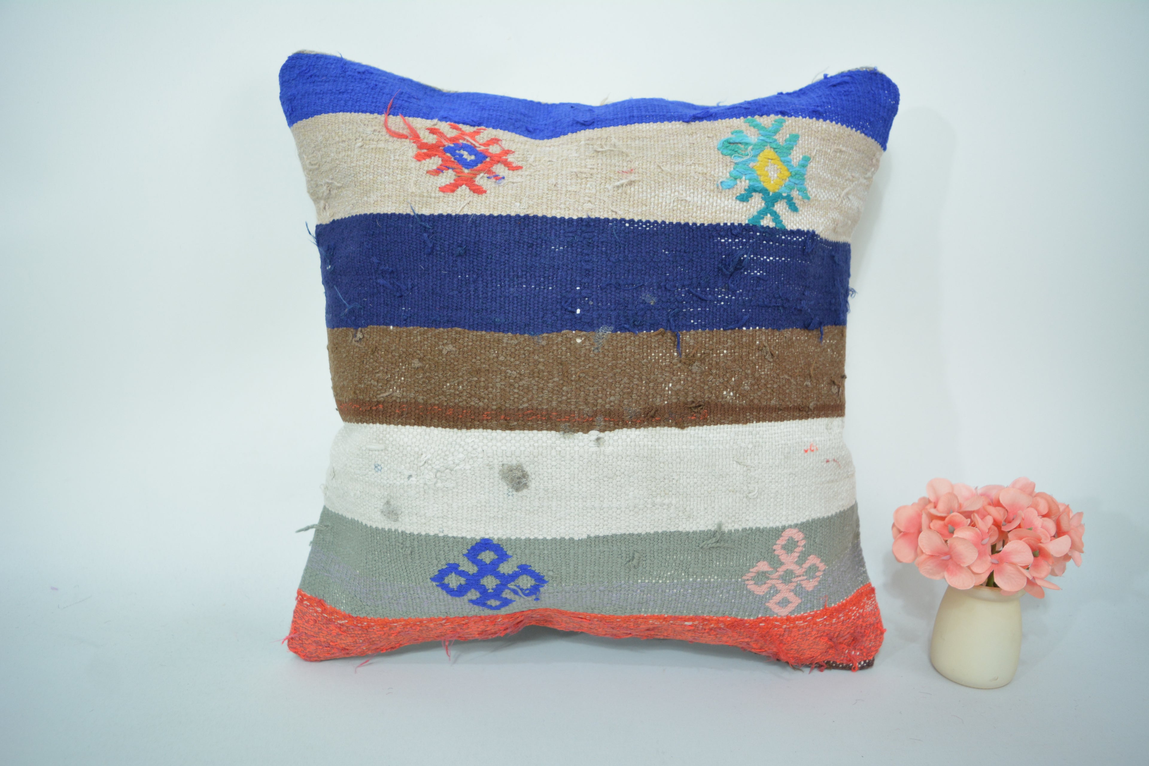 Een Tijdloos en Duurzaam Interieuraccessoire 40x40cm. // 16x16in.