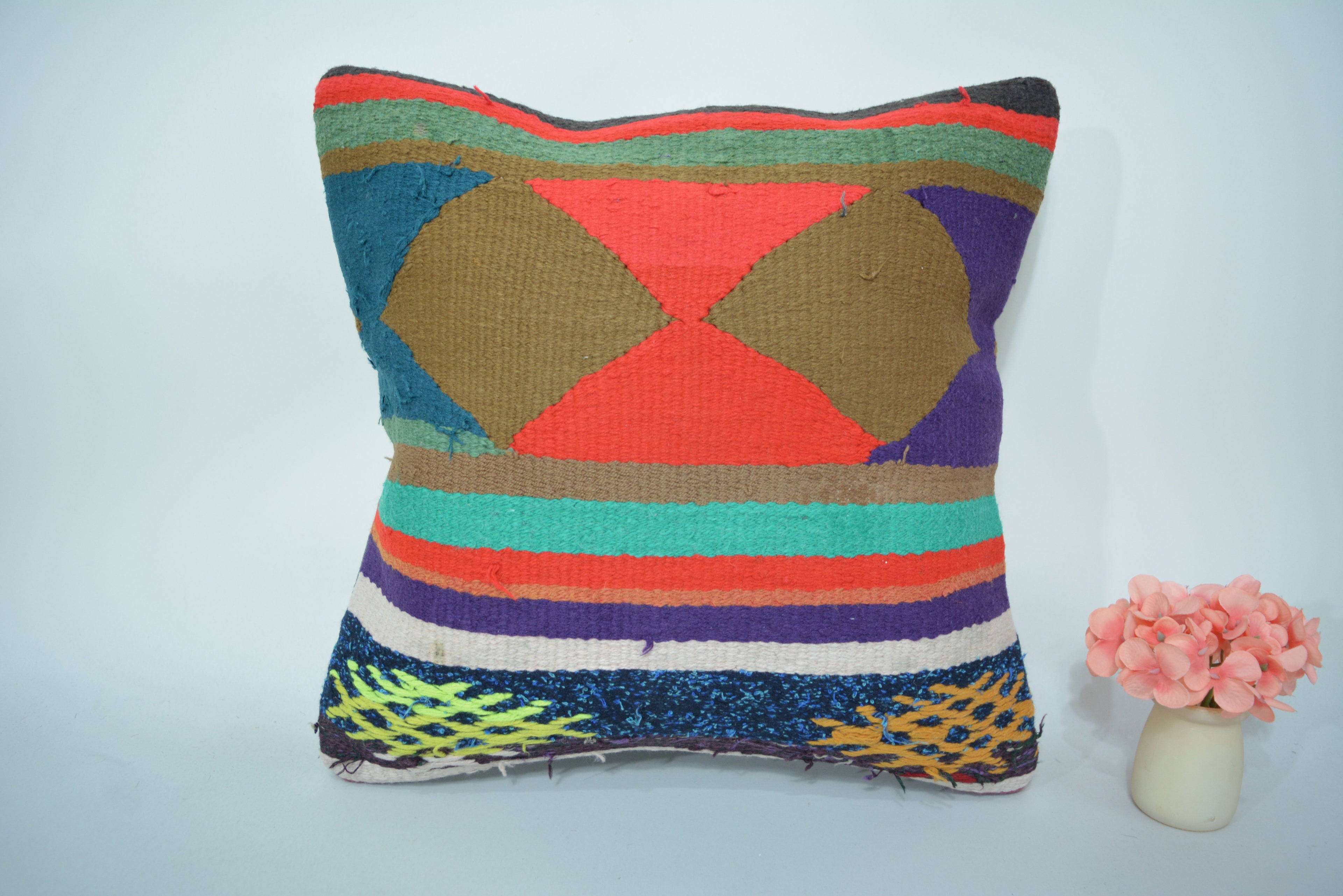 Een Tijdloos en Duurzaam Interieuraccessoire 40x40cm. // 16x16in.