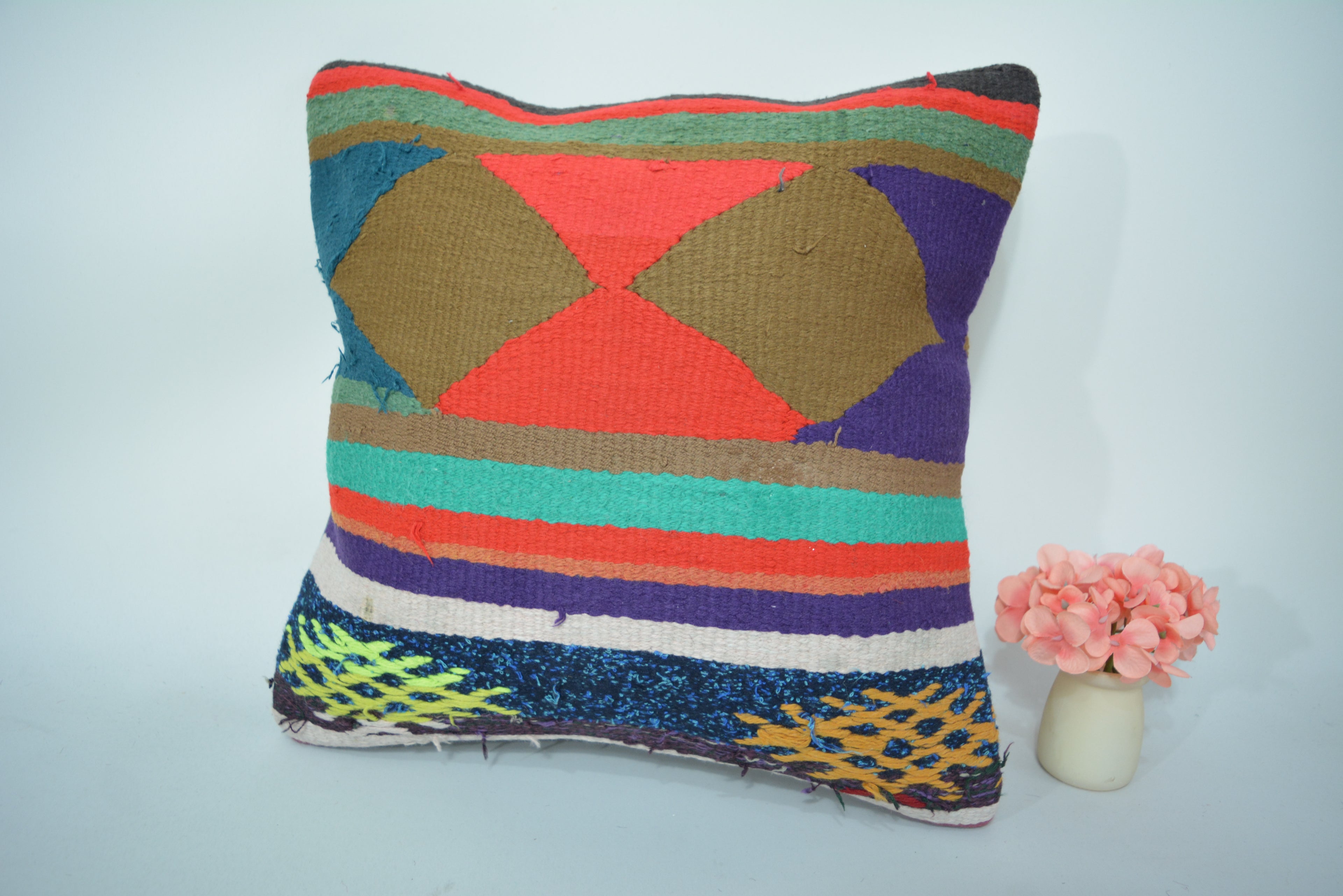 Een Tijdloos en Duurzaam Interieuraccessoire 40x40cm. // 16x16in.