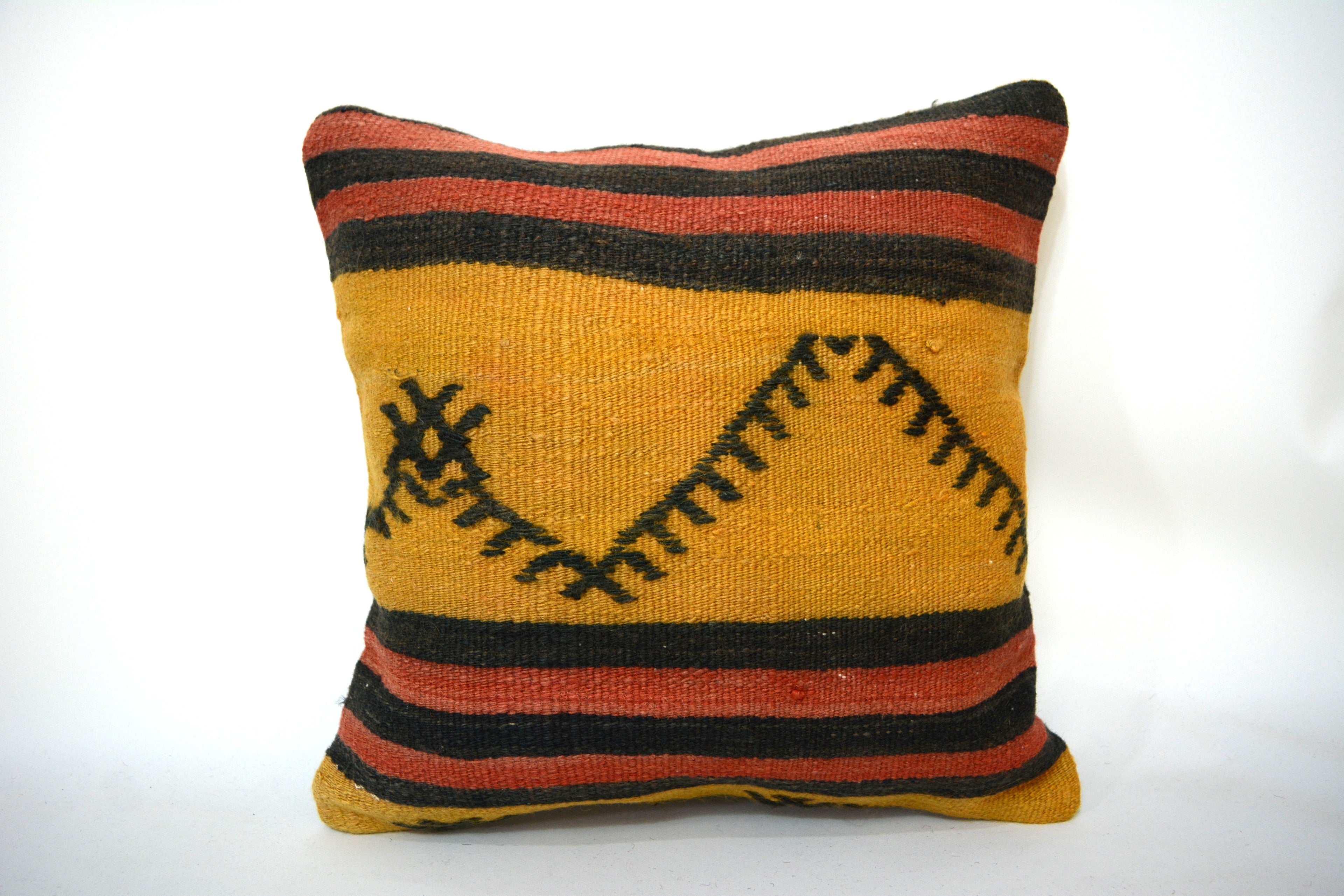 Traditioneel Vakmanschap en Tijdloze Elegantie 40x40cm. // 16x16in.