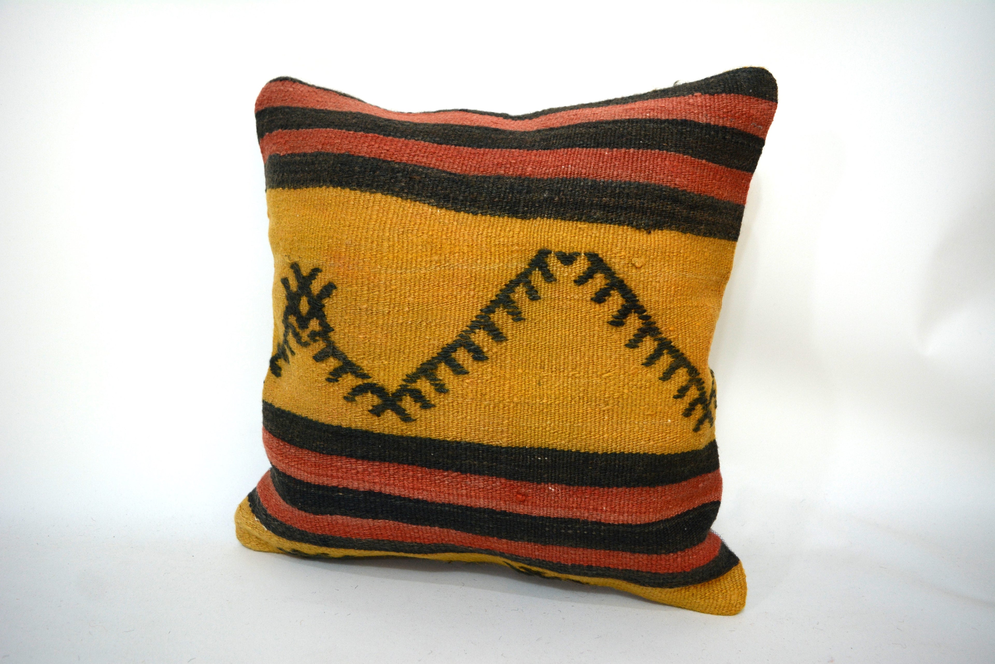 Traditioneel Vakmanschap en Tijdloze Elegantie 40x40cm. // 16x16in.