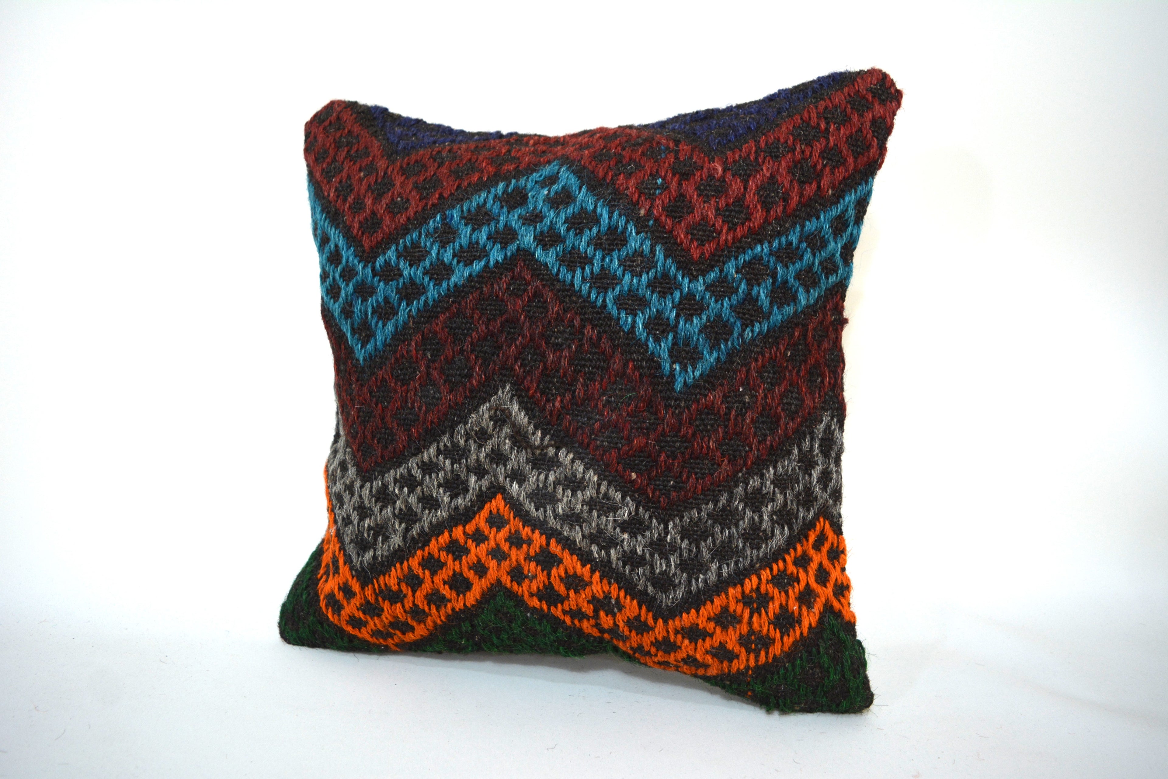Traditioneel Vakmanschap en Tijdloze Elegantie 40x40cm. // 16x16in.
