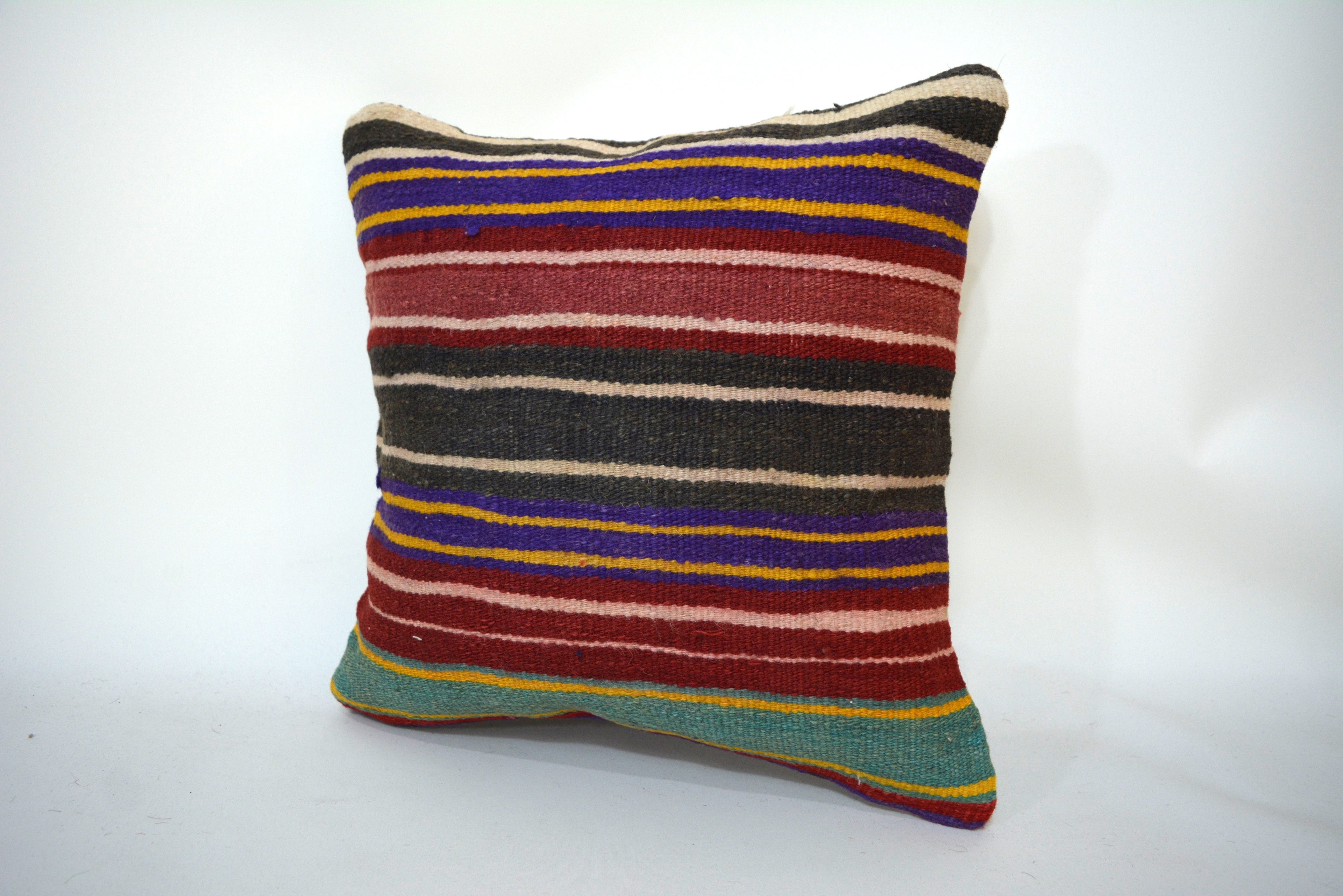 Traditioneel Vakmanschap en Tijdloze Elegantie 40x40cm. // 16x16in.