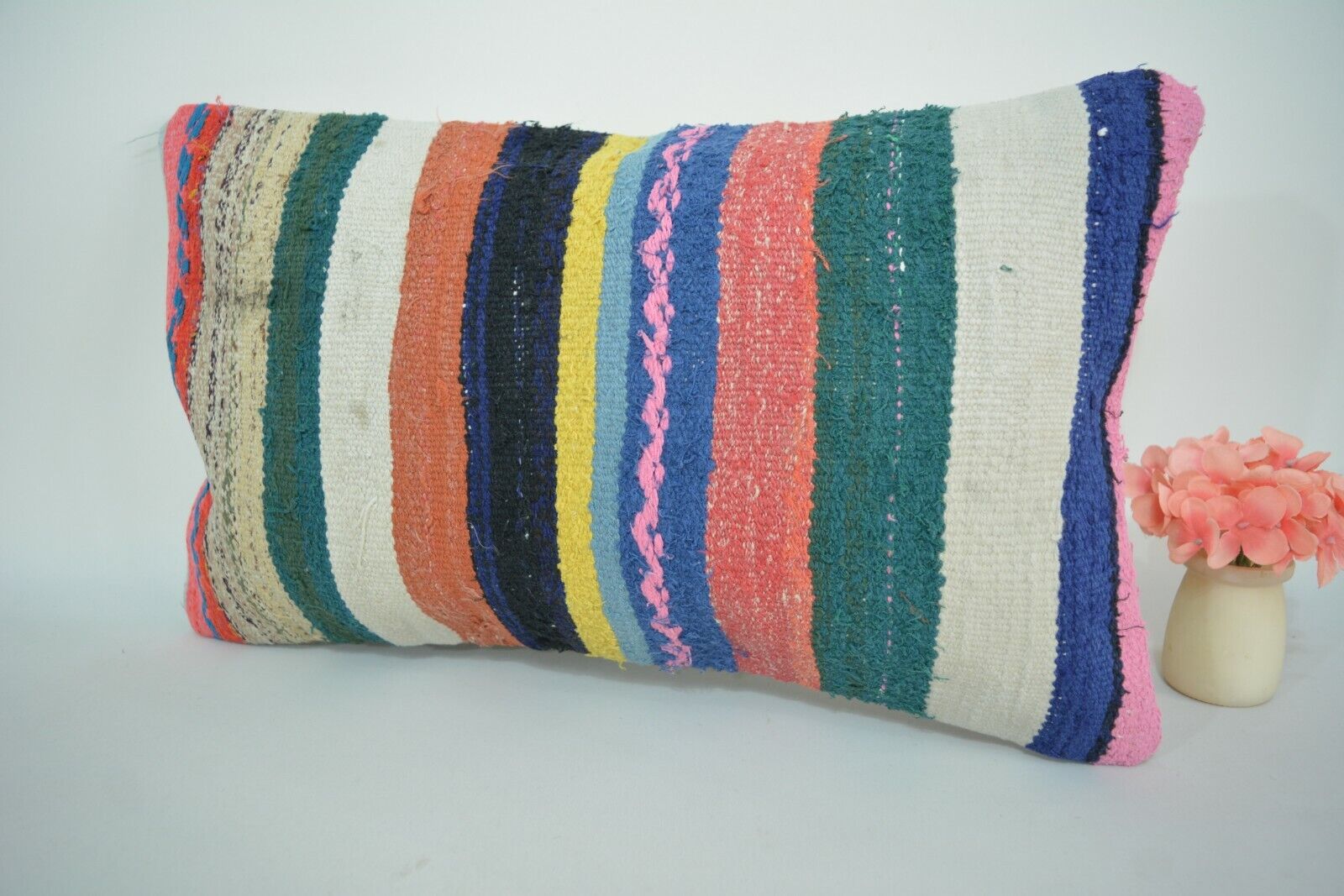 Traditional Hand Made Kilim Pillow, Vintage Boho Kelim Kussenhoes 30x60cm. // 12x24in.. // 30x60cm. Multicolor Retro Vintage Pillow,