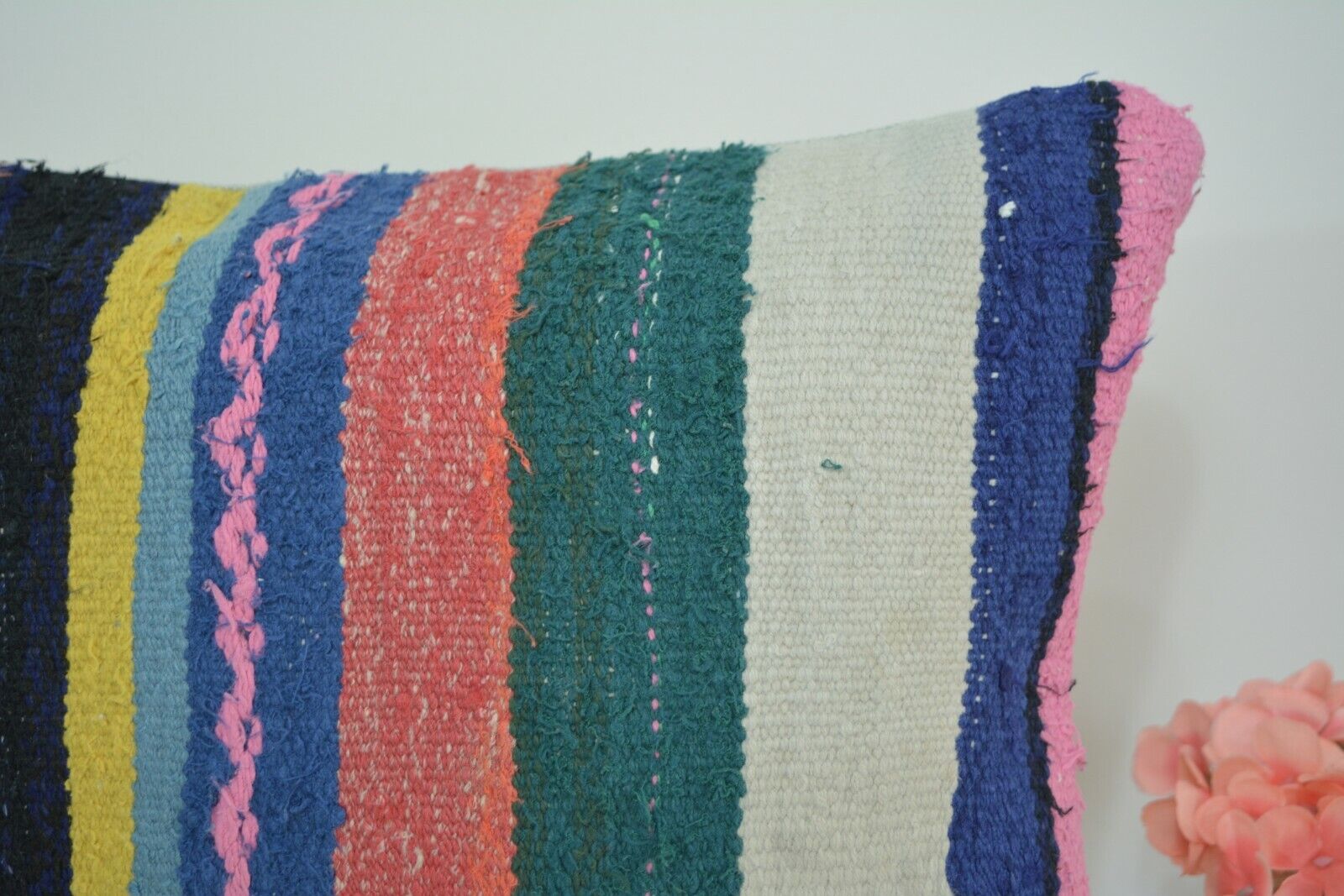 Traditional Hand Made Kilim Pillow, Vintage Boho Kelim Kussenhoes 30x60cm. // 12x24in.. // 30x60cm. Multicolor Retro Vintage Pillow,